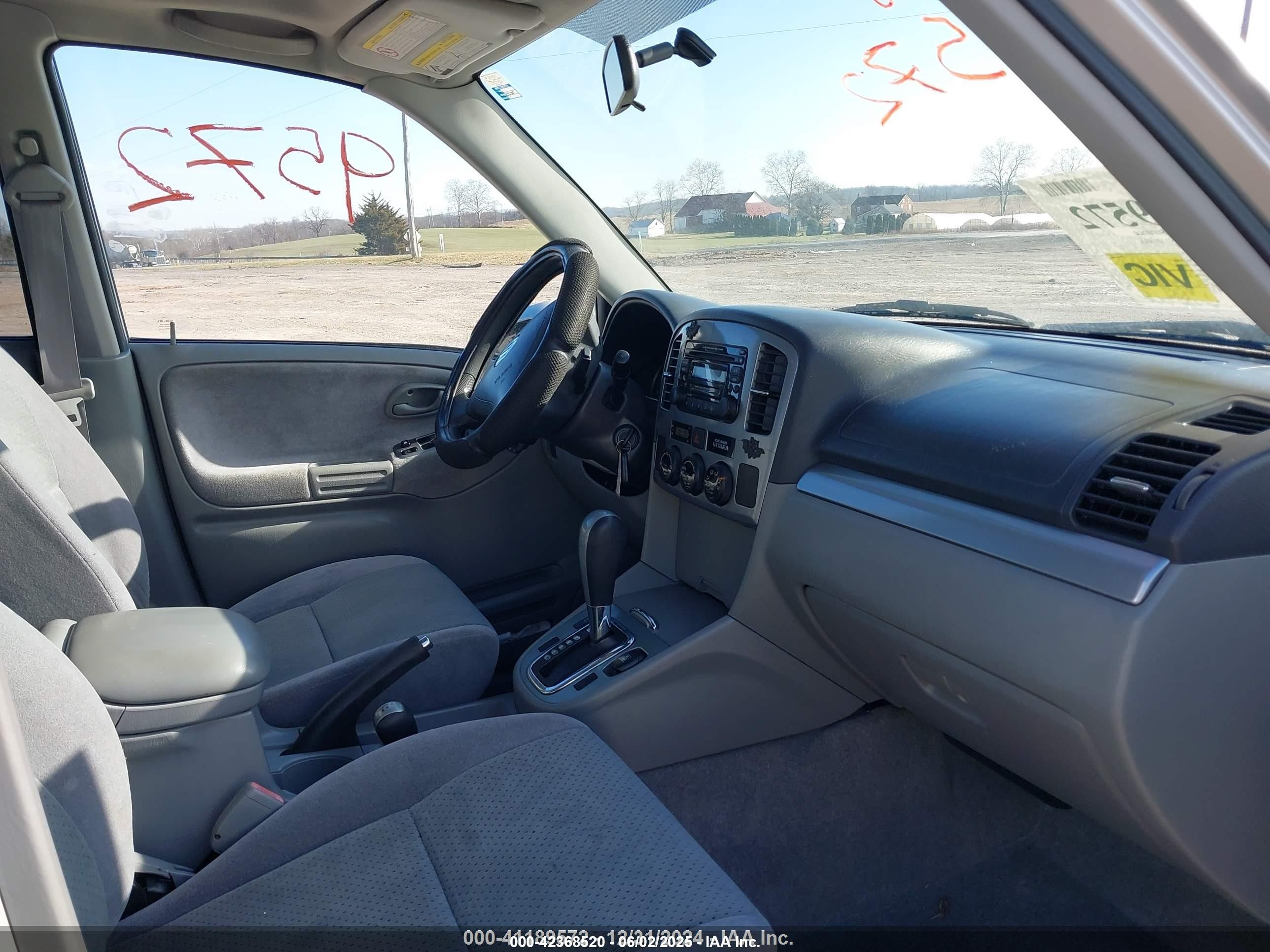 2004 Suzuki Grand Vitara Ex/lx Silver vin: JS3TD62V144100752