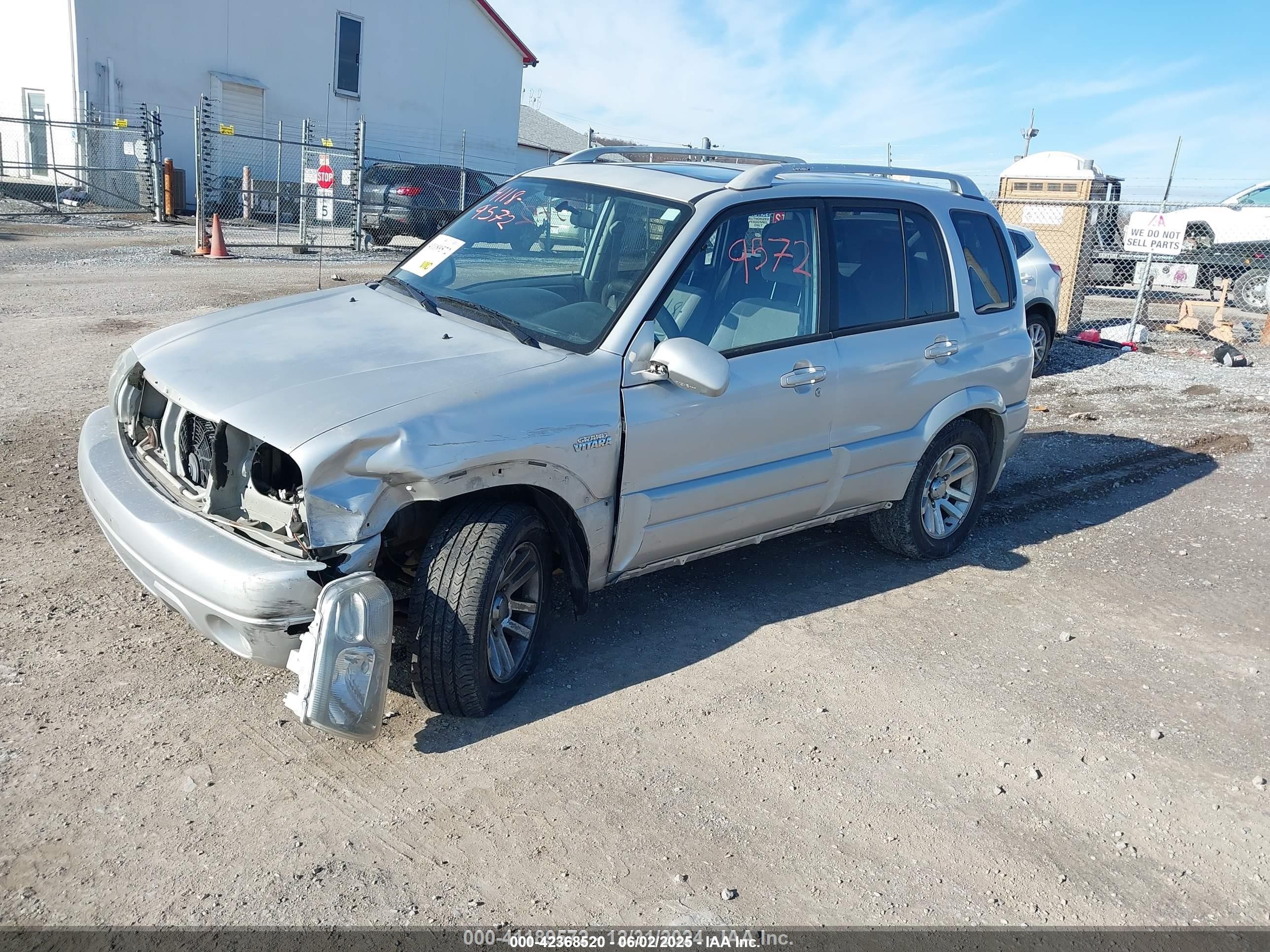 2004 Suzuki Grand Vitara Ex/lx Silver vin: JS3TD62V144100752
