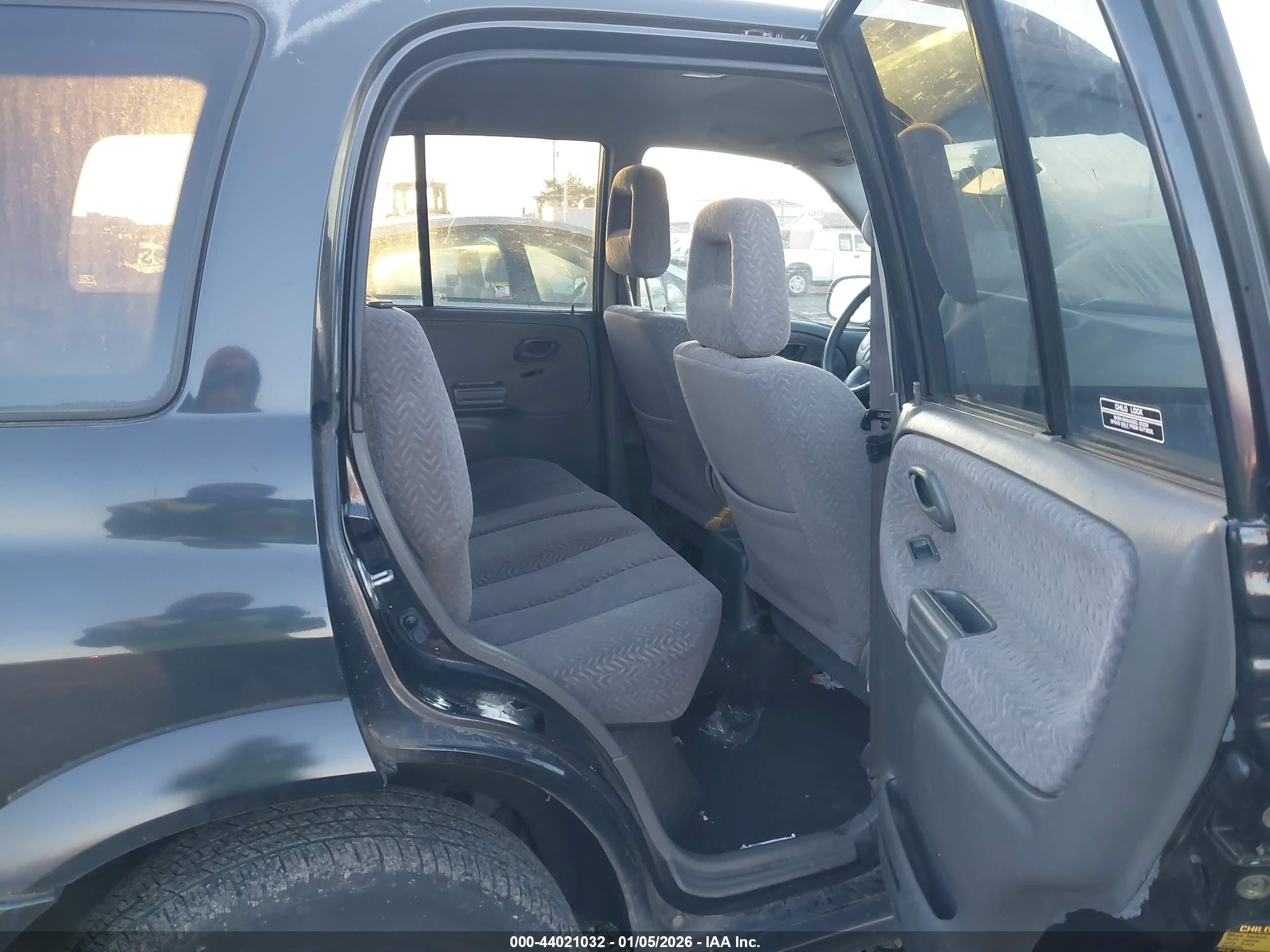 2002 Suzuki Grand Vitara Jlx/limited Black vin: JS3TD62V224160018