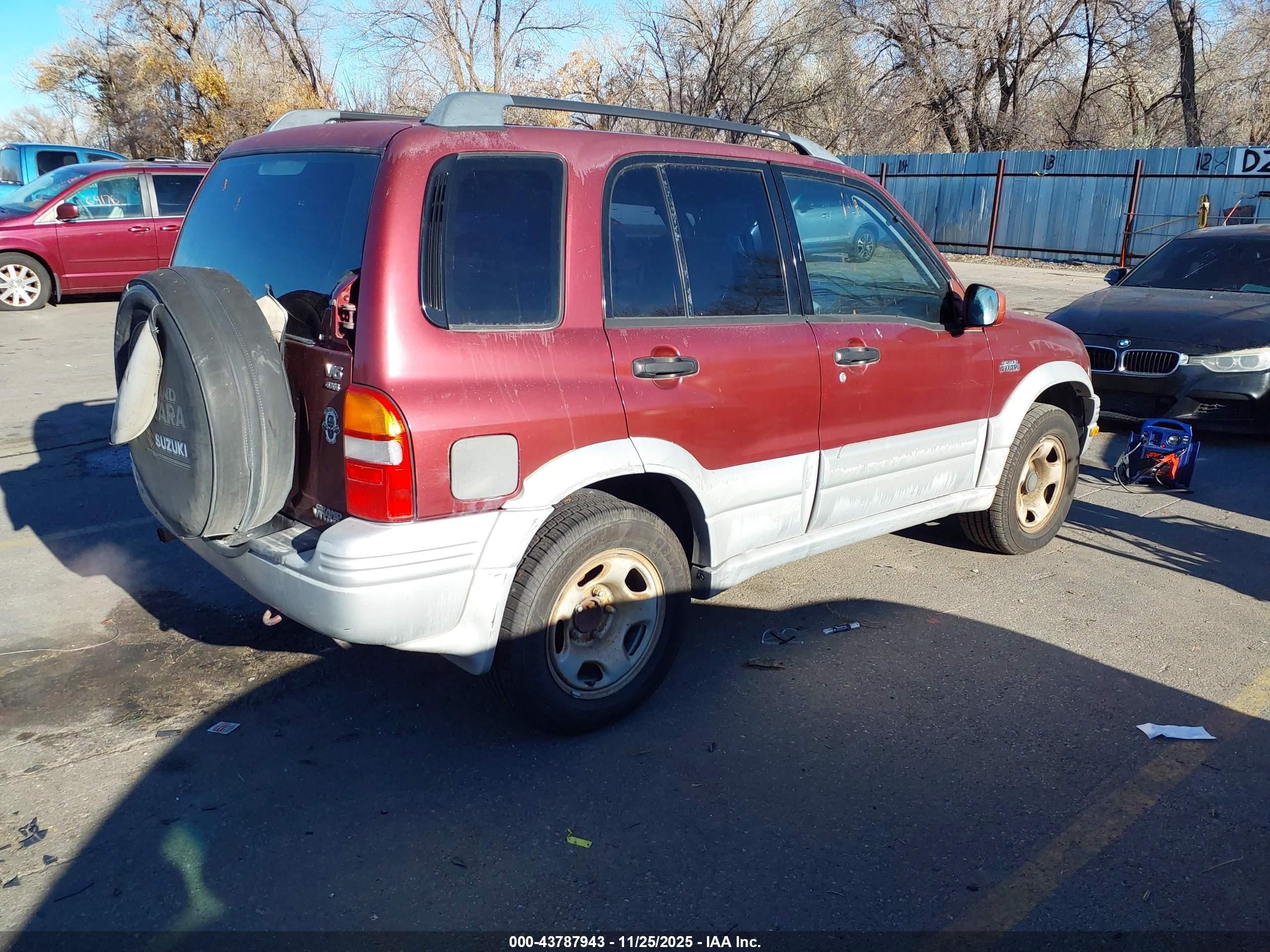 2000 Suzuki Grand Vitara Jlx/jlx+/limited Red vin: JS3TD62V2Y4116559