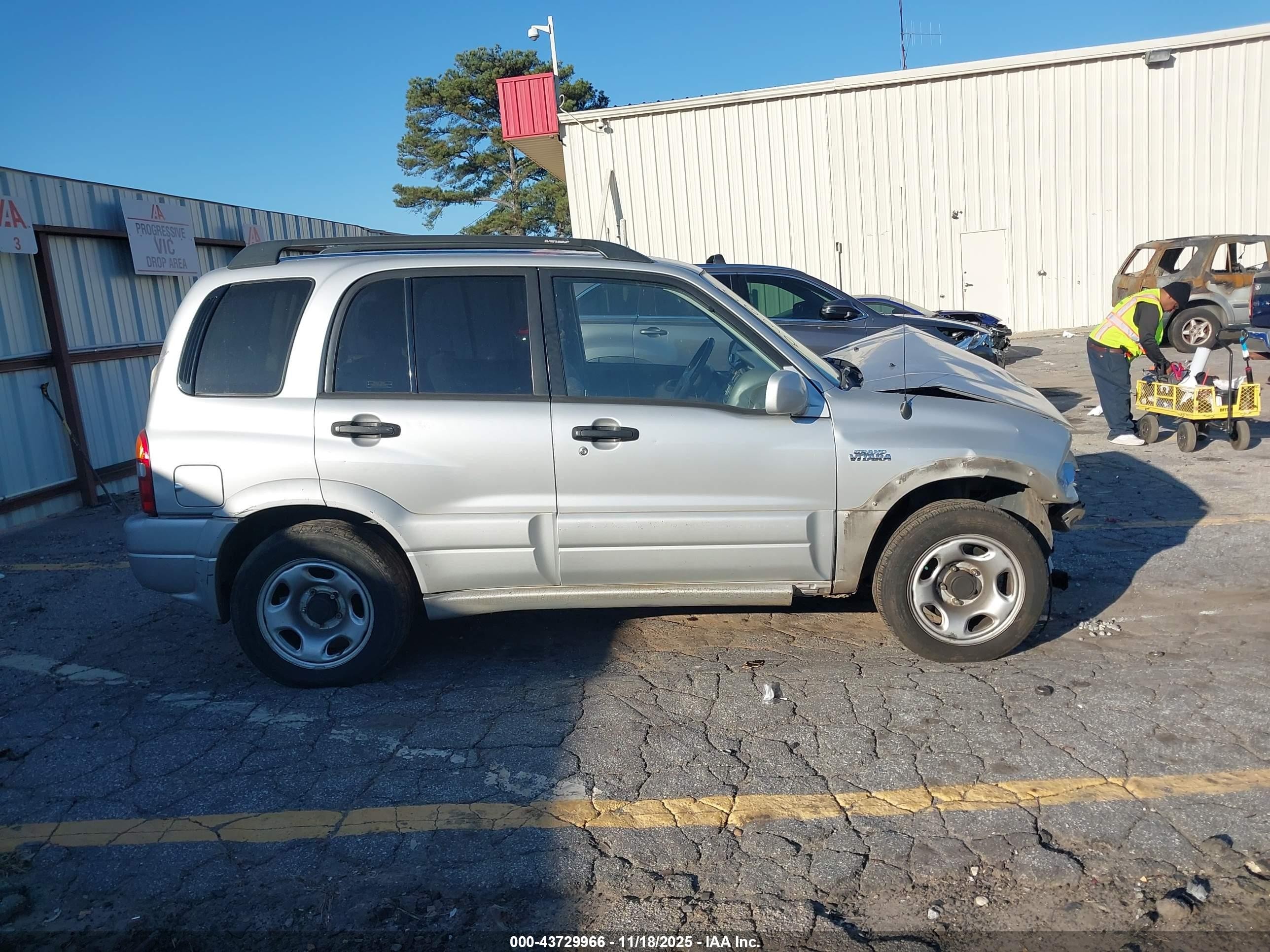 2002 Suzuki Grand Vitara Jlx/limited Silver vin: JS3TD62V324160030