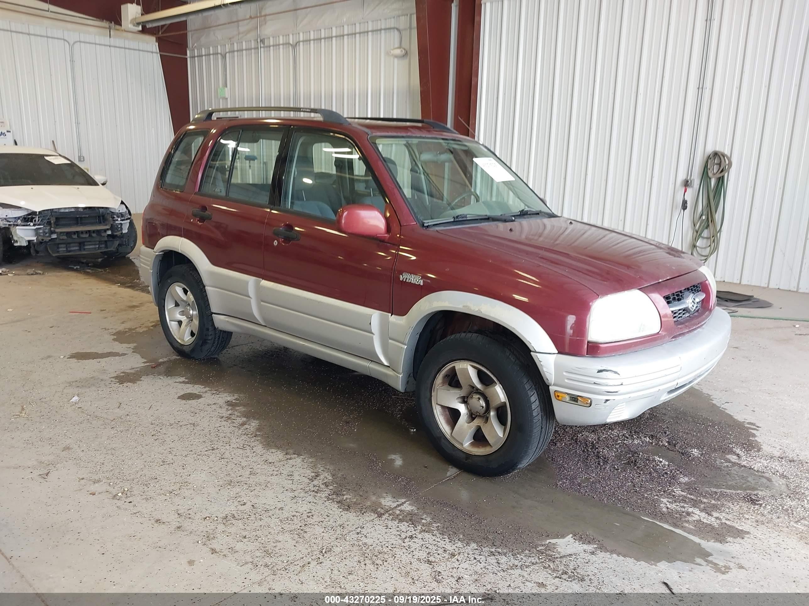 2000 Suzuki Grand Vitara Jlx/jlx+/limited Red vin: JS3TD62V3Y4131992