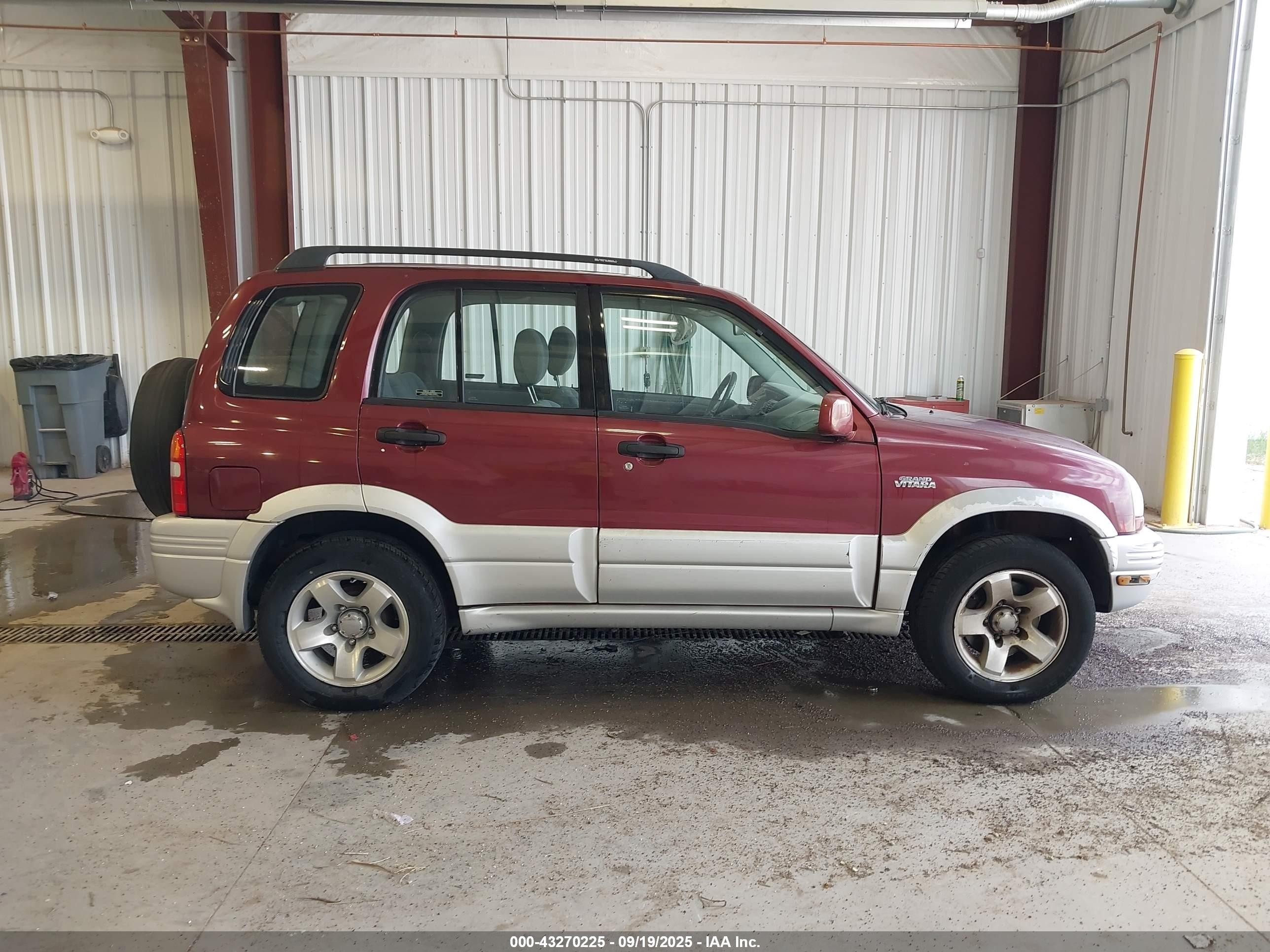 2000 Suzuki Grand Vitara Jlx/jlx+/limited Red vin: JS3TD62V3Y4131992