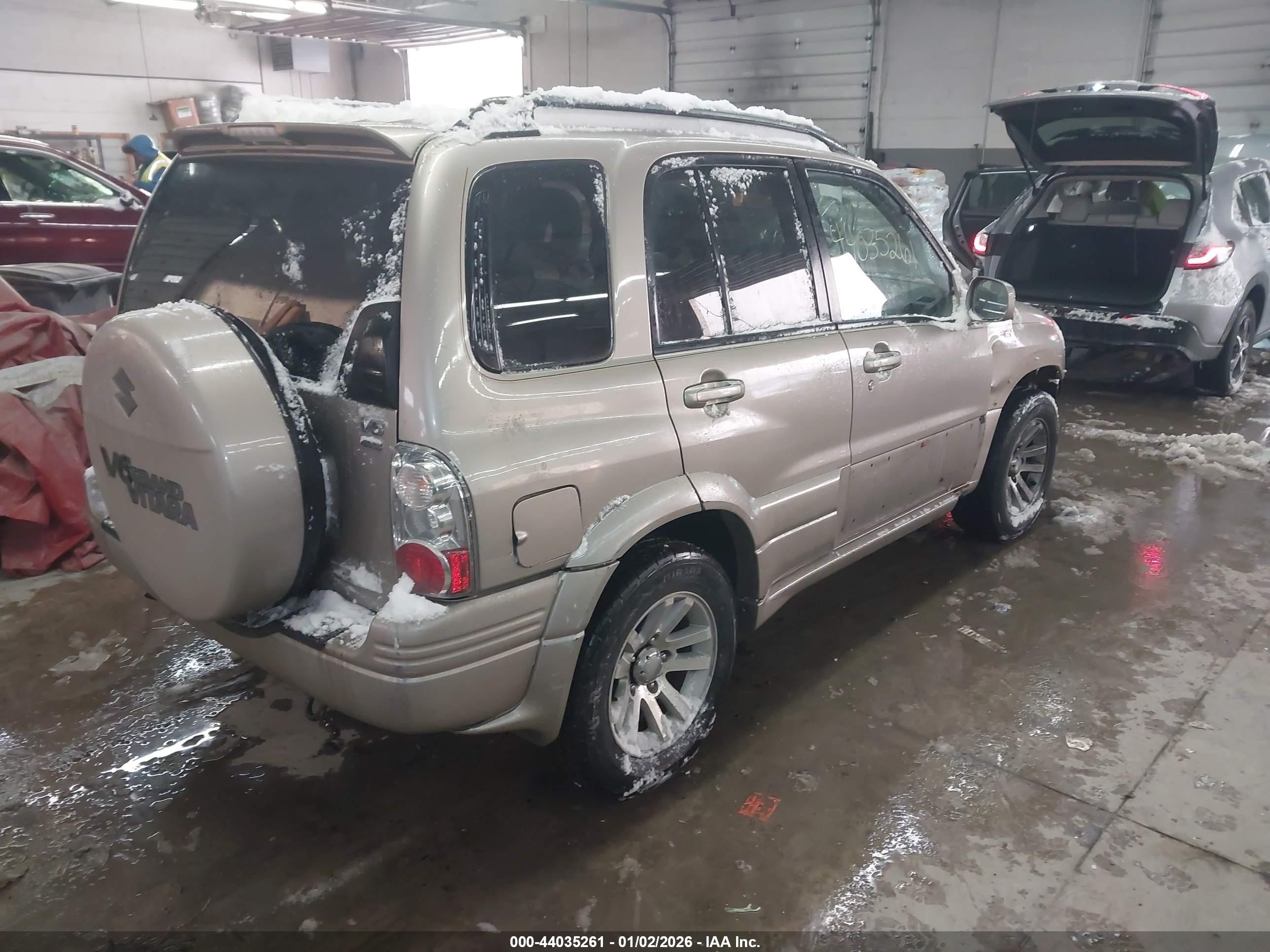 2004 Suzuki Grand Vitara Ex/lx Золотой vin: JS3TD62V544100317