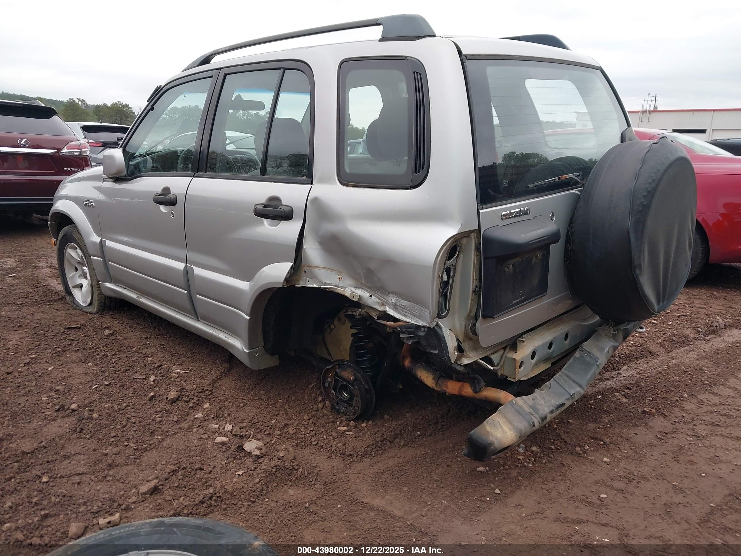 1999 Suzuki Grand Vitara Jlx/jlx+ Silver vin: JS3TD62V5X4102606