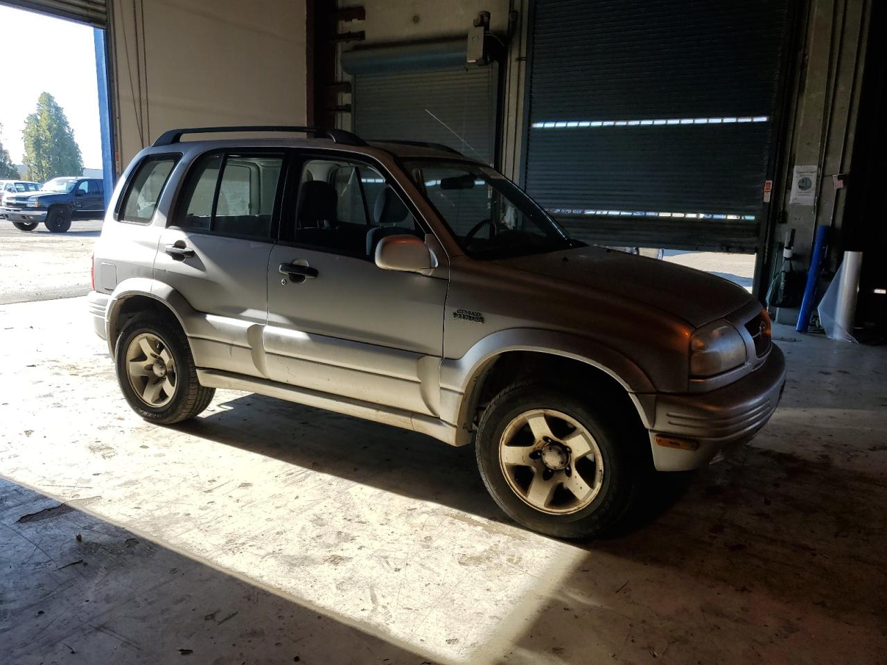 2000 Suzuki Grand Vitara Jlx Limited Silver vin: JS3TD62V5Y4107709