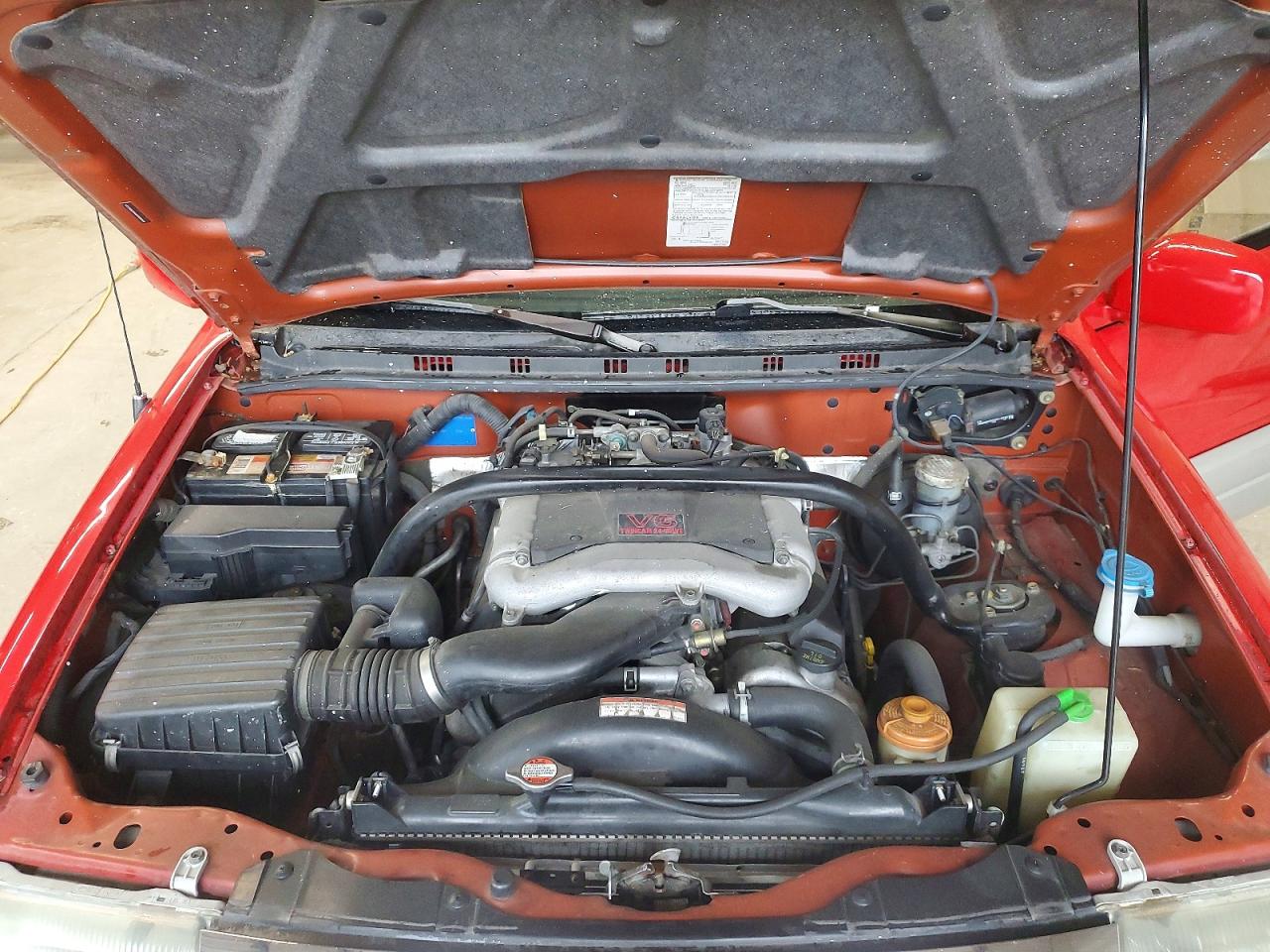 2004 Suzuki Grand Vitara Lx Red vin: JS3TD62V644104053