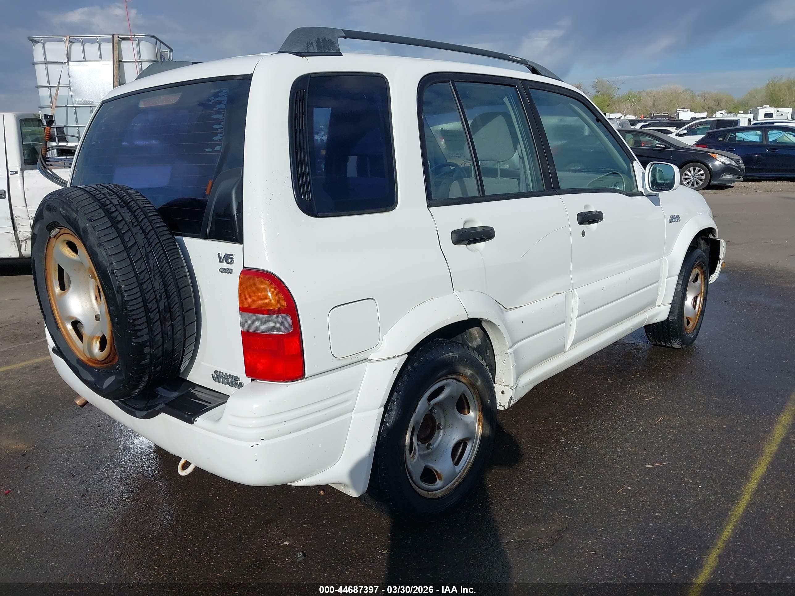 2000 Suzuki Grand Vitara Jlx/jlx+/limited White vin: JS3TD62V6Y4119304