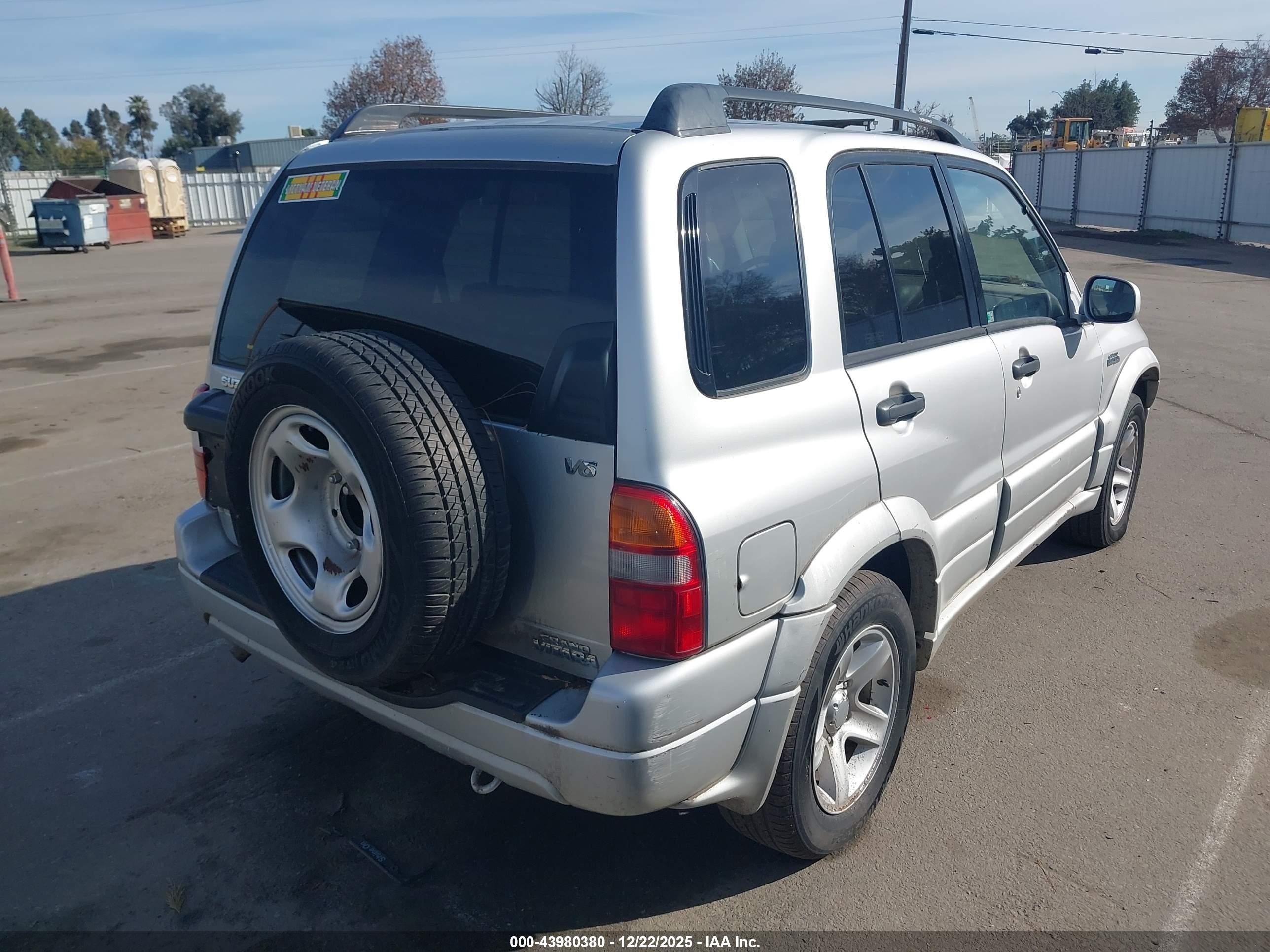 2001 Suzuki Grand Vitara Jlx/jlx+/limited Silver vin: JS3TD62V714165181