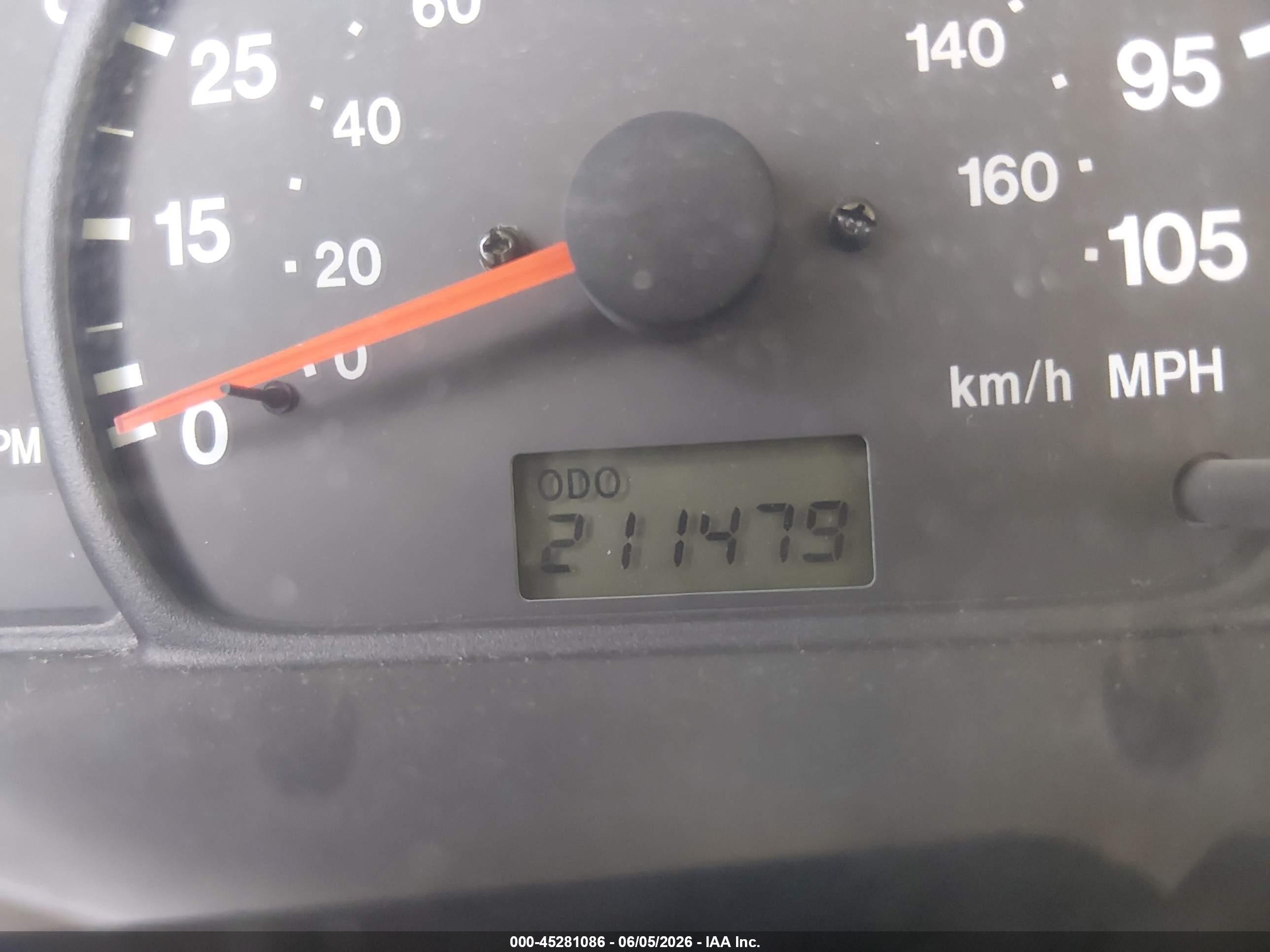 1999 Suzuki Grand Vitara Jlx/jlx+ Silver vin: JS3TD62V8X4113079