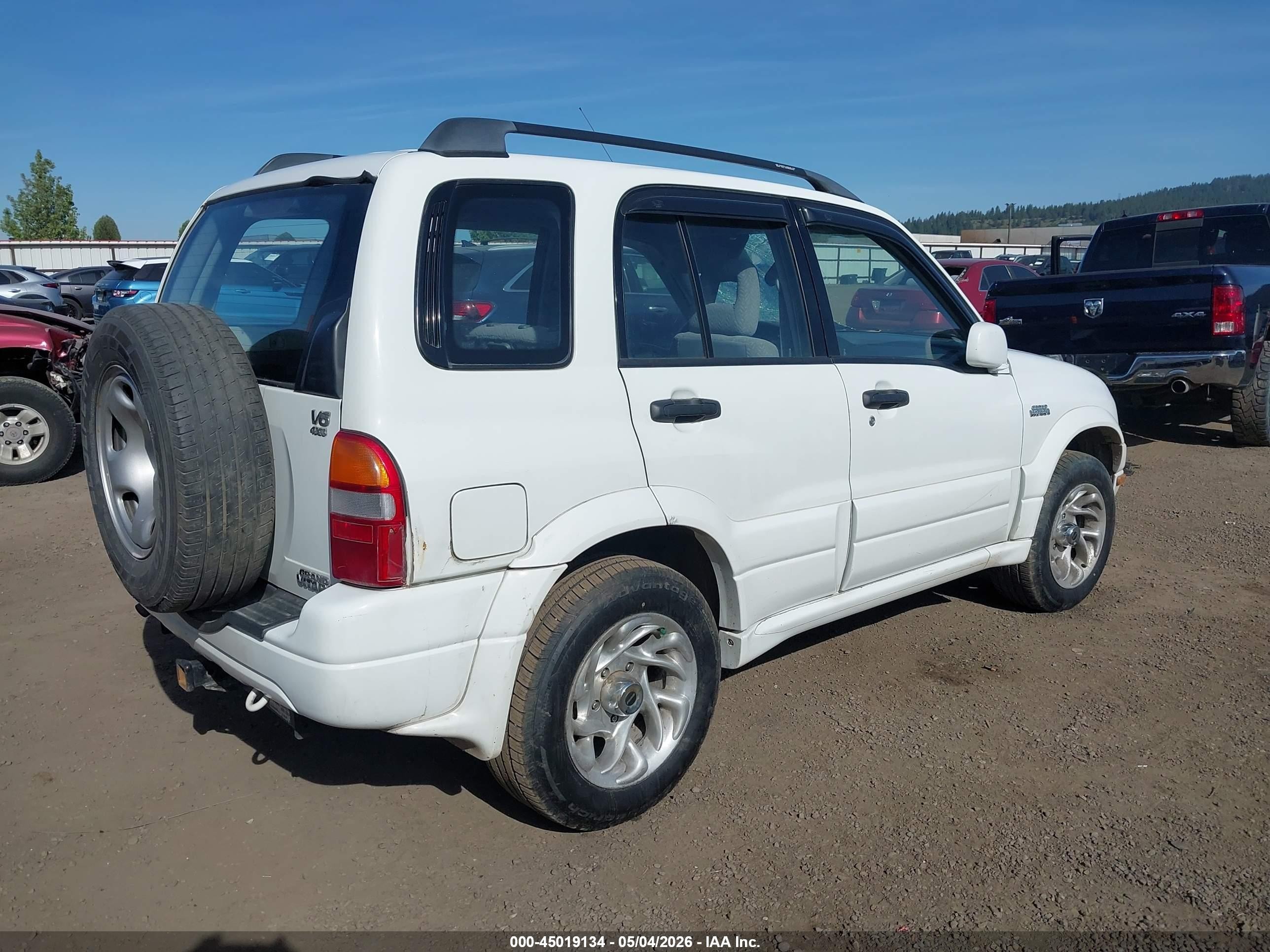 2001 Suzuki Grand Vitara Jlx/jlx+/limited White vin: JS3TD62V914155171