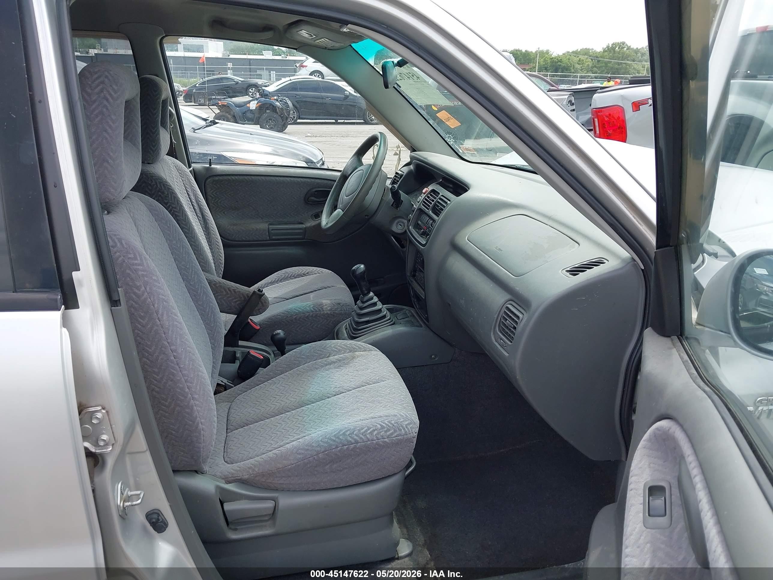 2001 Suzuki Grand Vitara Jlx/jlx+/limited Silver vin: JS3TD62V914164095