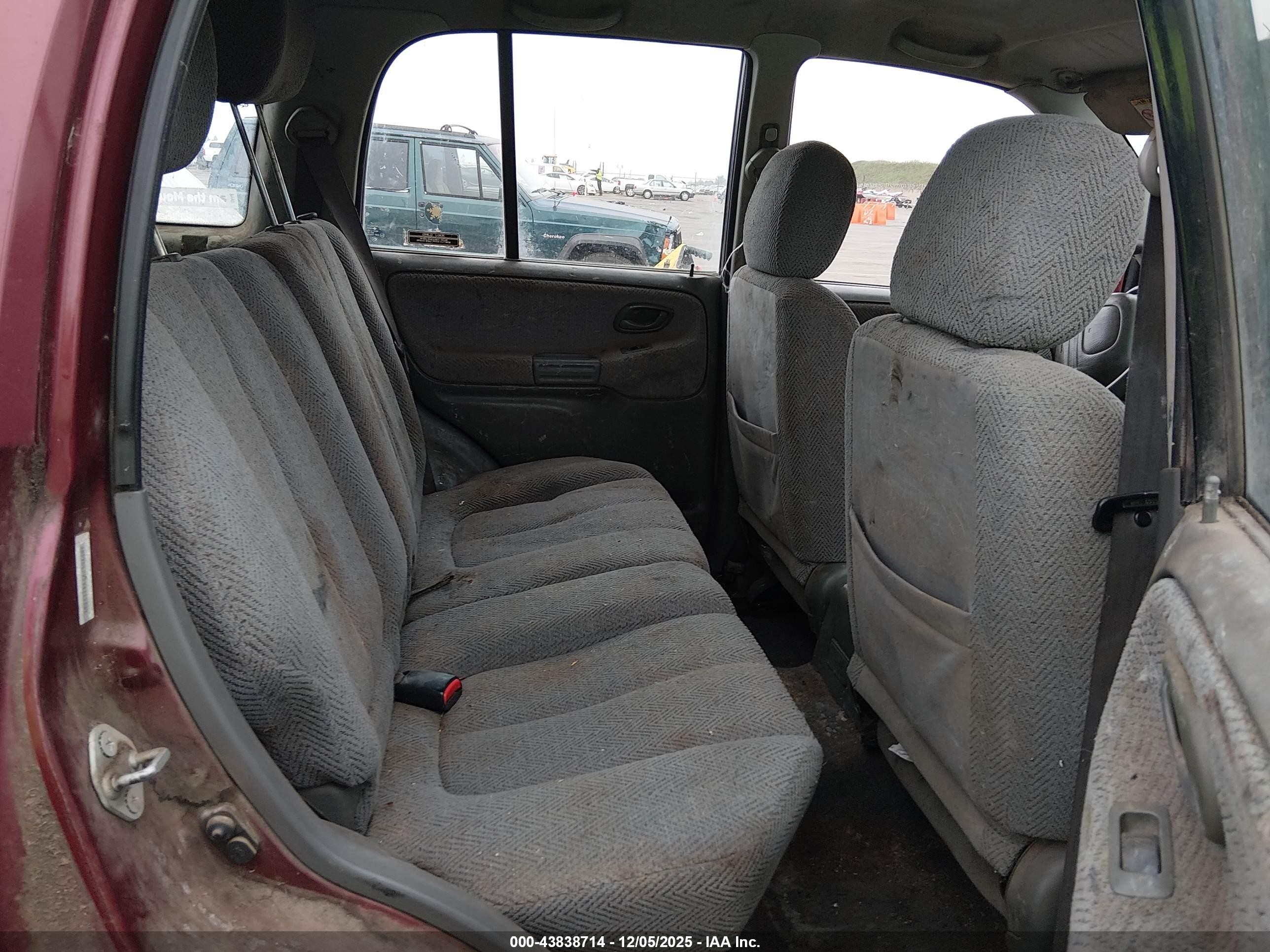 2000 Suzuki Grand Vitara Jlx/jlx+/limited Burgundy vin: JS3TD62V9Y4112122
