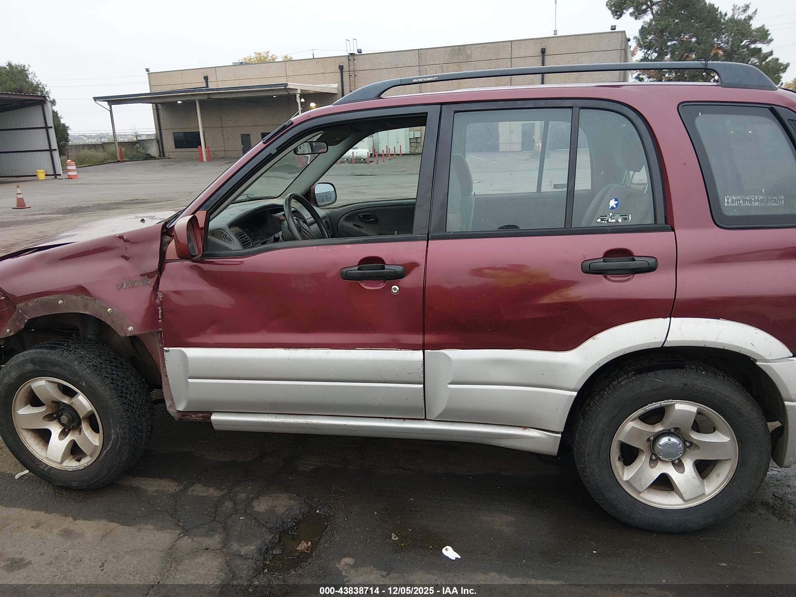 2000 Suzuki Grand Vitara Jlx/jlx+/limited Burgundy vin: JS3TD62V9Y4112122