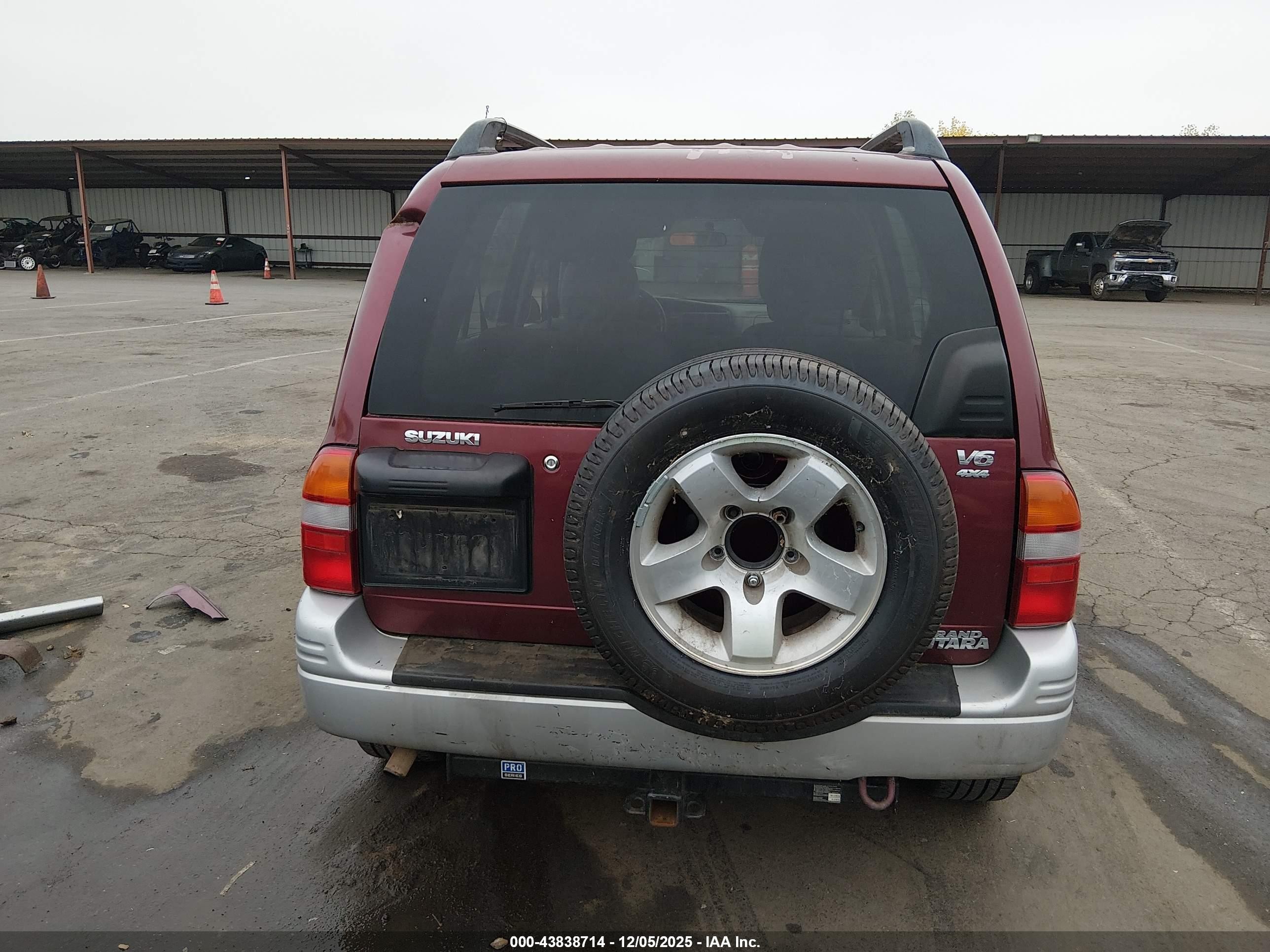 2000 Suzuki Grand Vitara Jlx/jlx+/limited Burgundy vin: JS3TD62V9Y4112122
