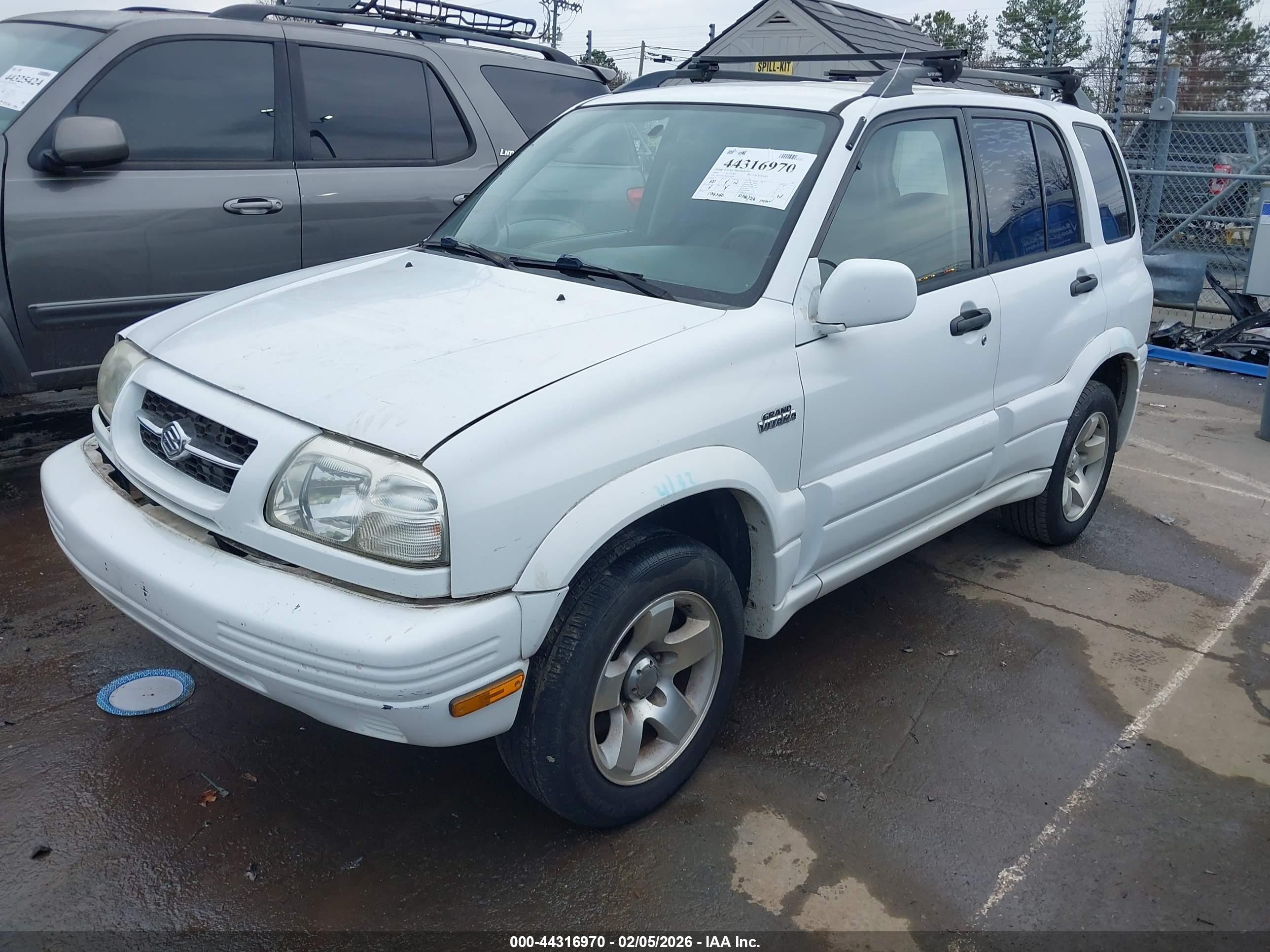 1999 Suzuki Grand Vitara Jlx/jlx+ White vin: JS3TD62VXX4120292