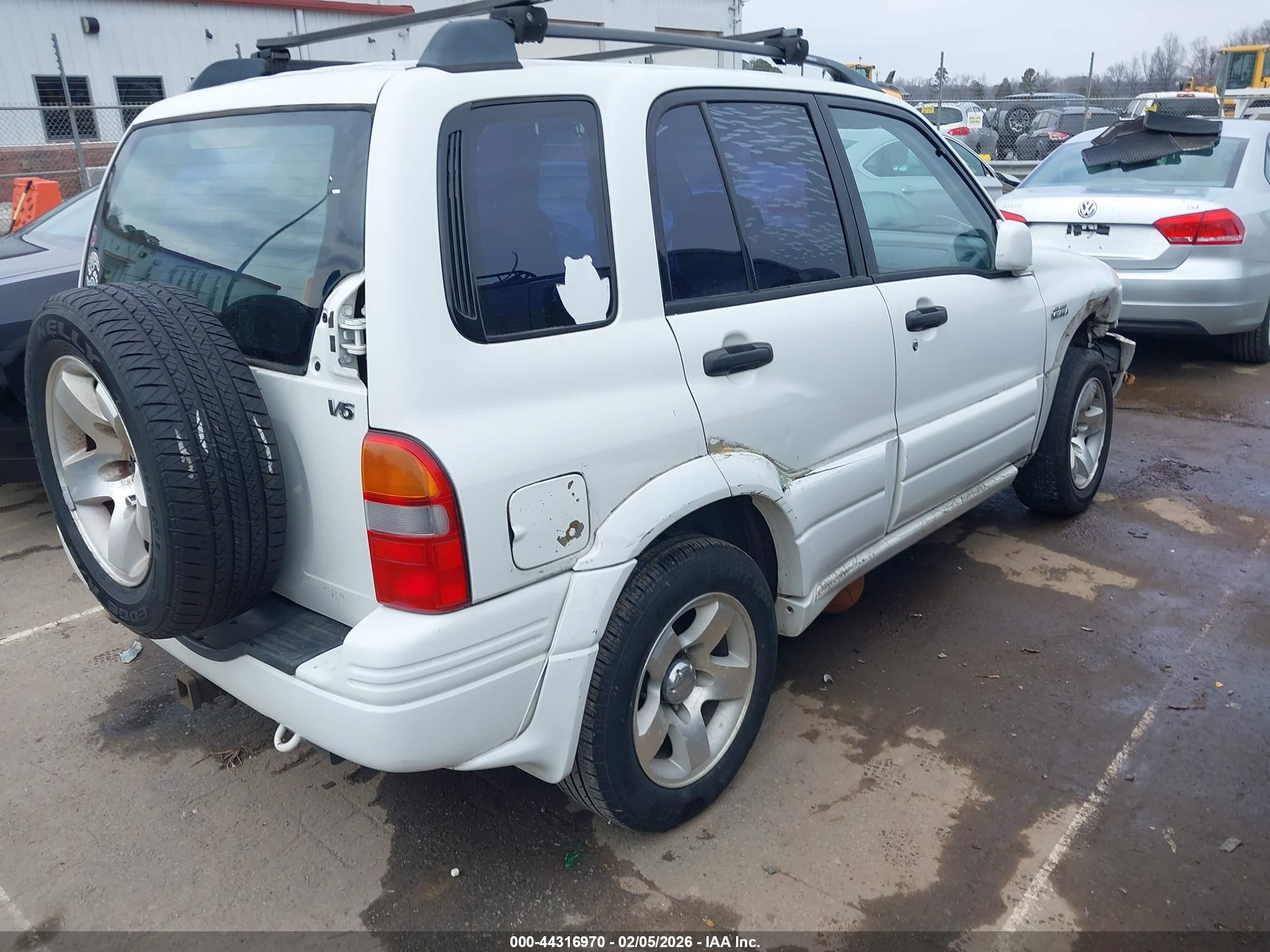 1999 Suzuki Grand Vitara Jlx/jlx+ White vin: JS3TD62VXX4120292