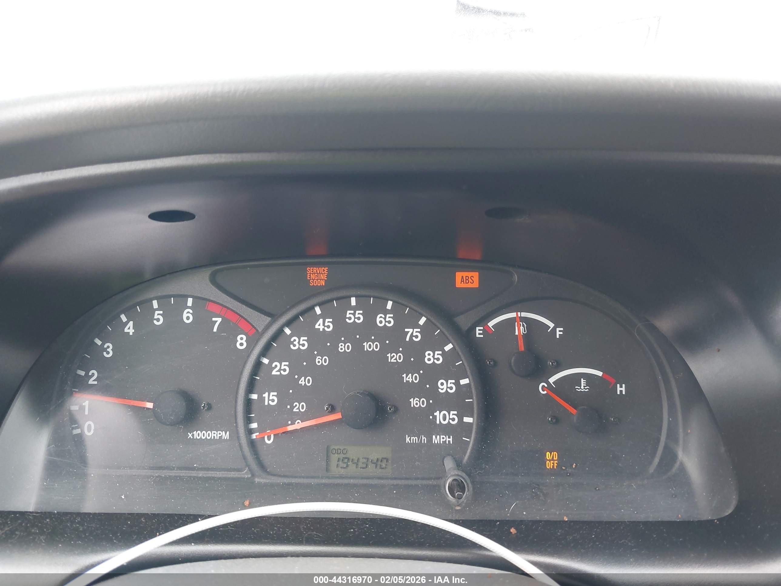 1999 Suzuki Grand Vitara Jlx/jlx+ White vin: JS3TD62VXX4120292