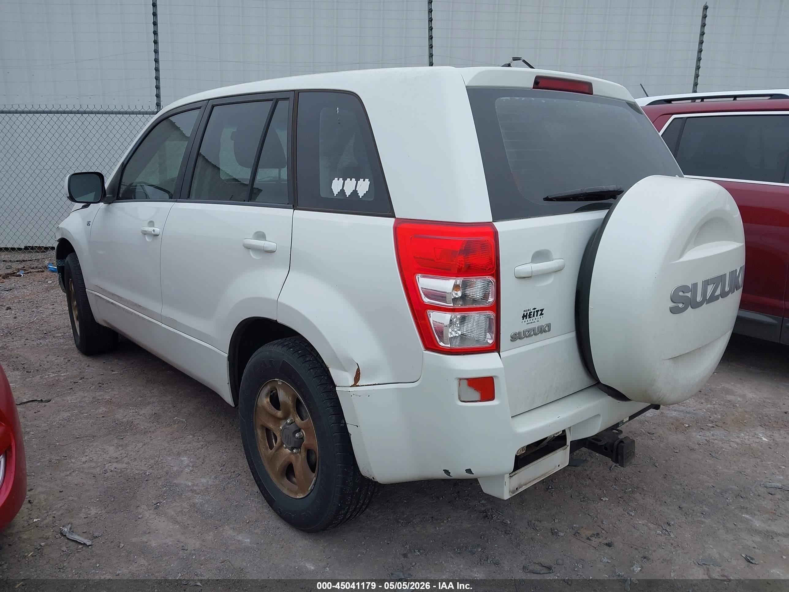 2008 Suzuki Grand Vitara Spare   Cargo Covers White vin: JS3TD941084102428