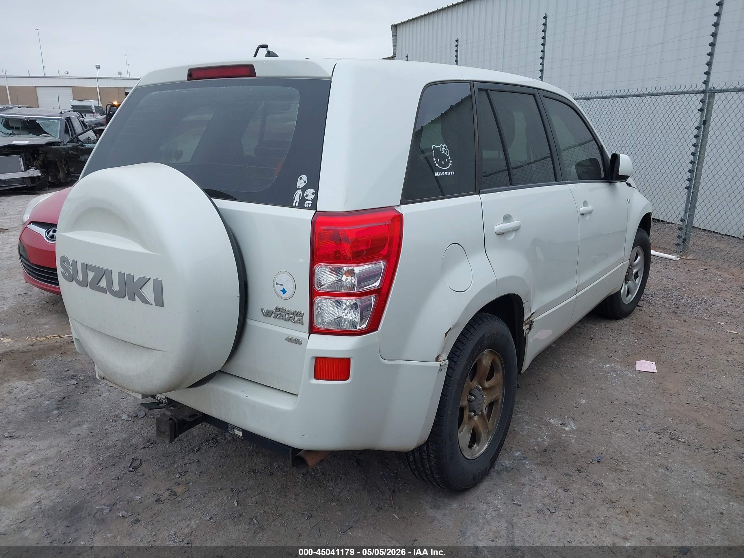 2008 Suzuki Grand Vitara Spare   Cargo Covers White vin: JS3TD941084102428