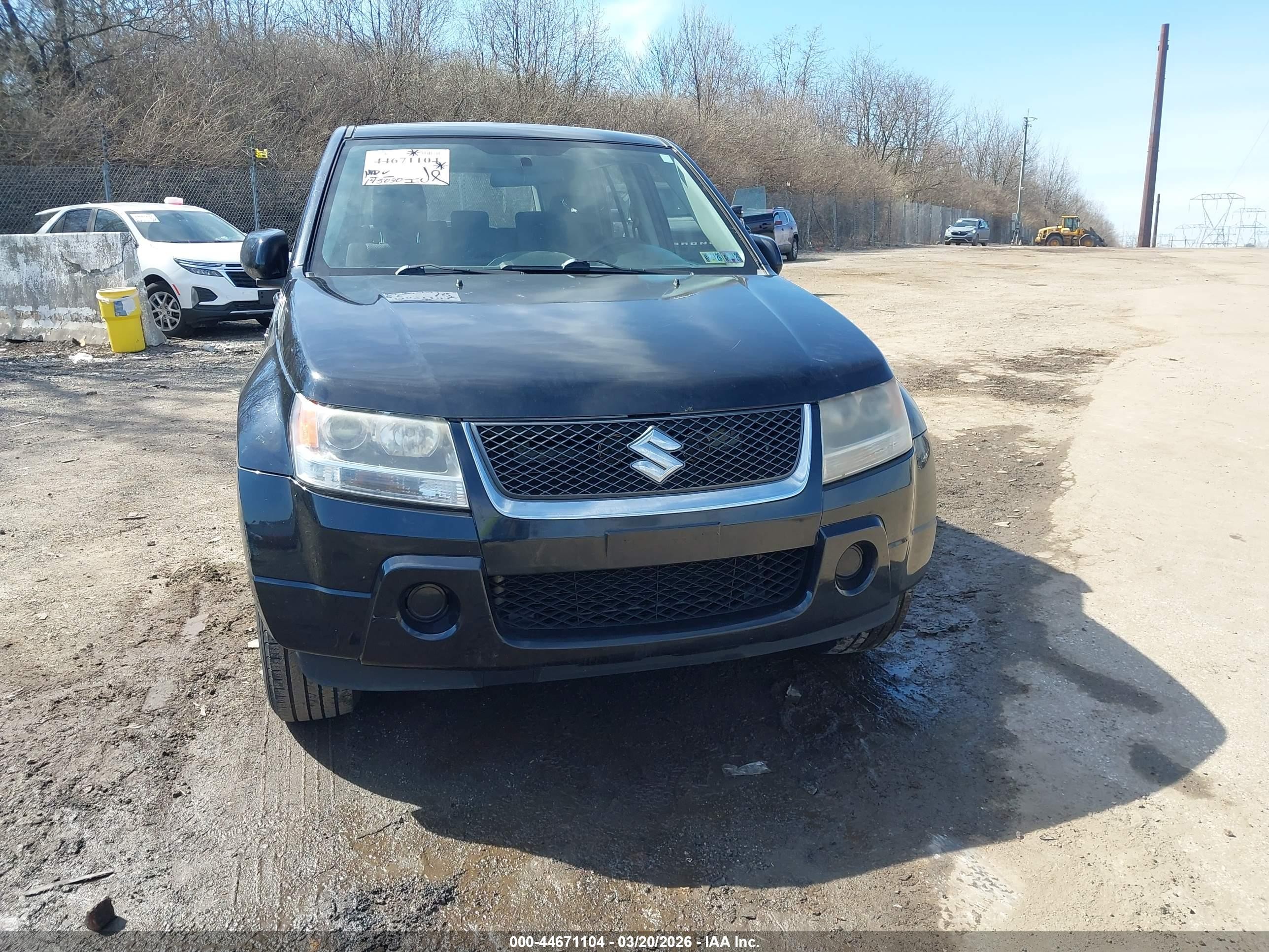 2007 Suzuki Grand Vitara   Black vin: JS3TD941274203307