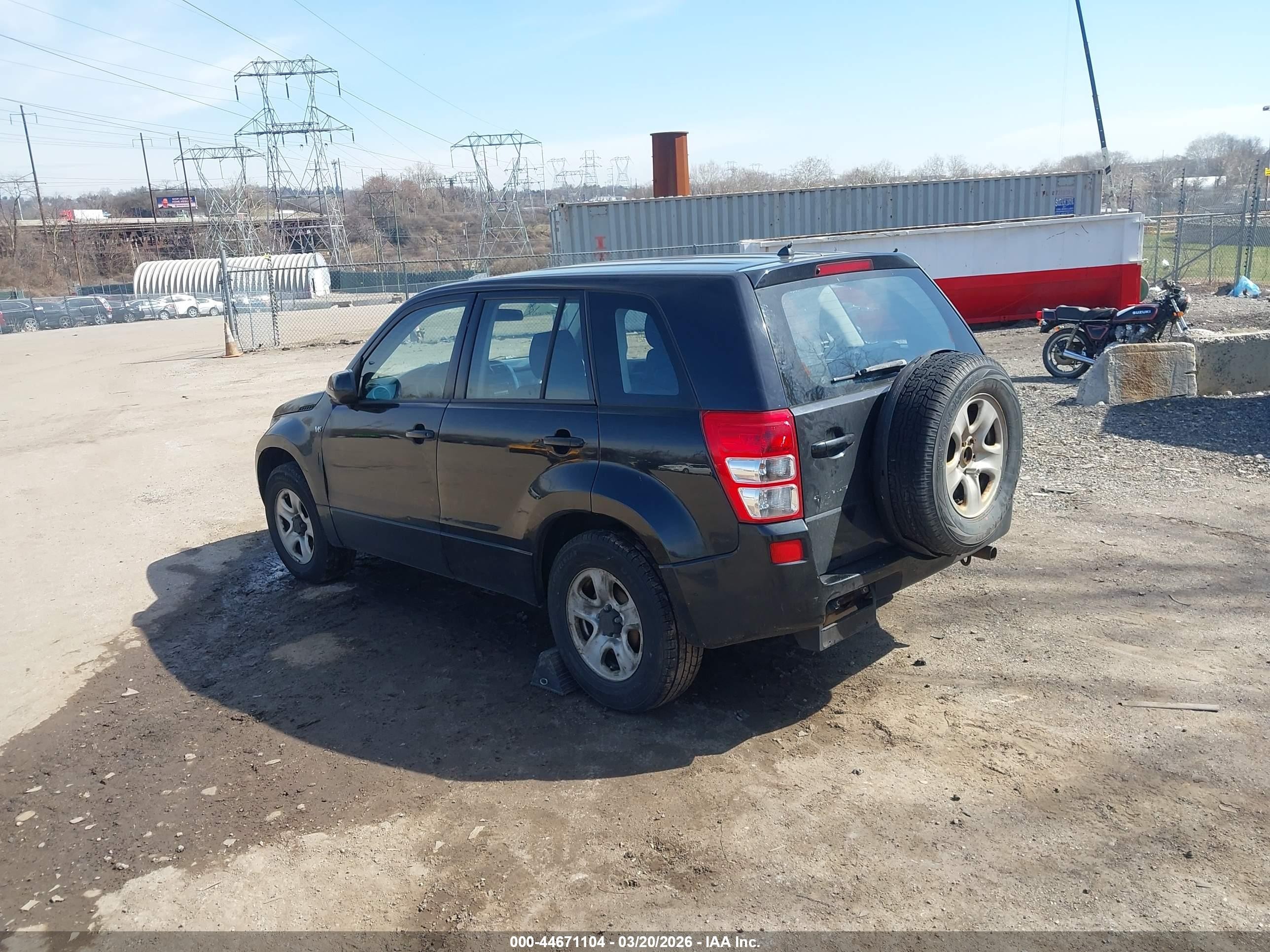 2007 Suzuki Grand Vitara   Black vin: JS3TD941274203307