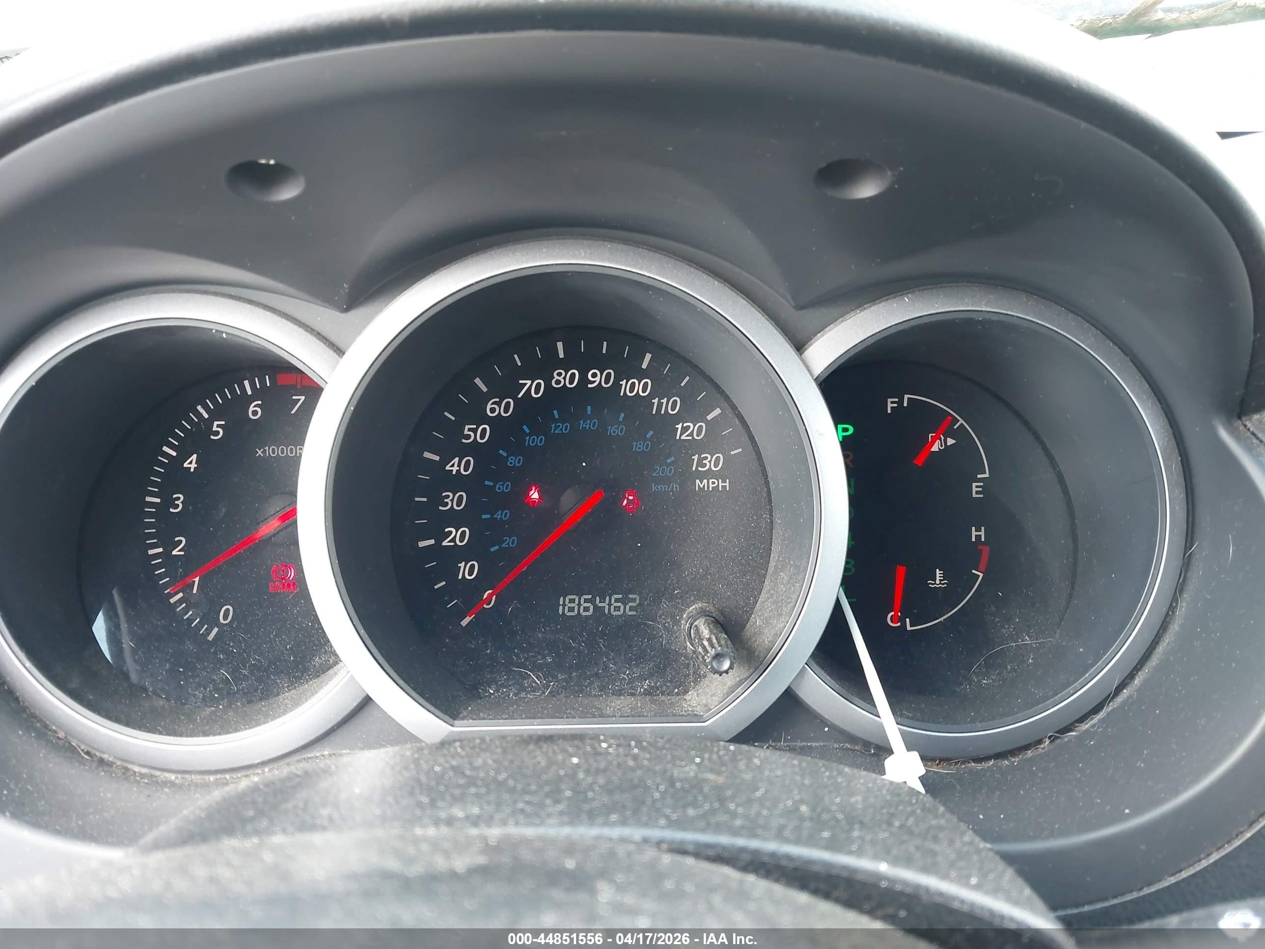 2008 Suzuki Grand Vitara   Серебряный vin: JS3TD941284100177
