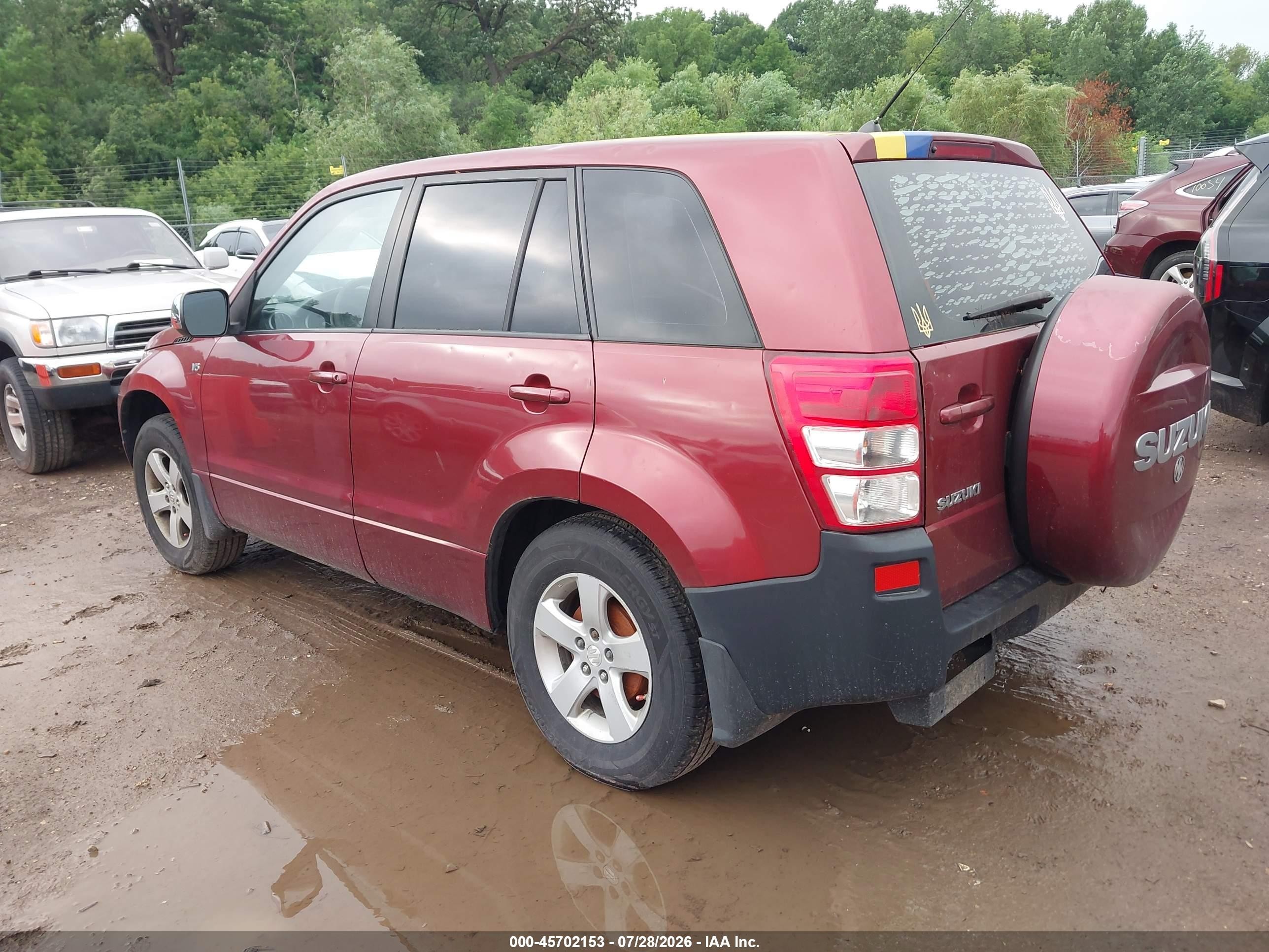 2007 Suzuki Grand Vitara   Red vin: JS3TD941374203333