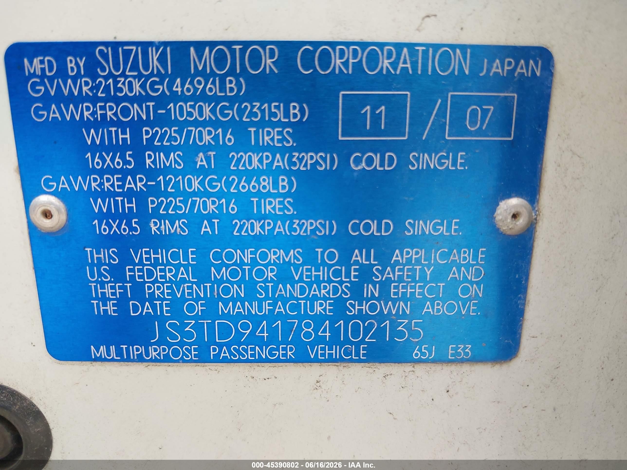 2008 Suzuki Grand Vitara Spare   Cargo Covers White vin: JS3TD941784102135