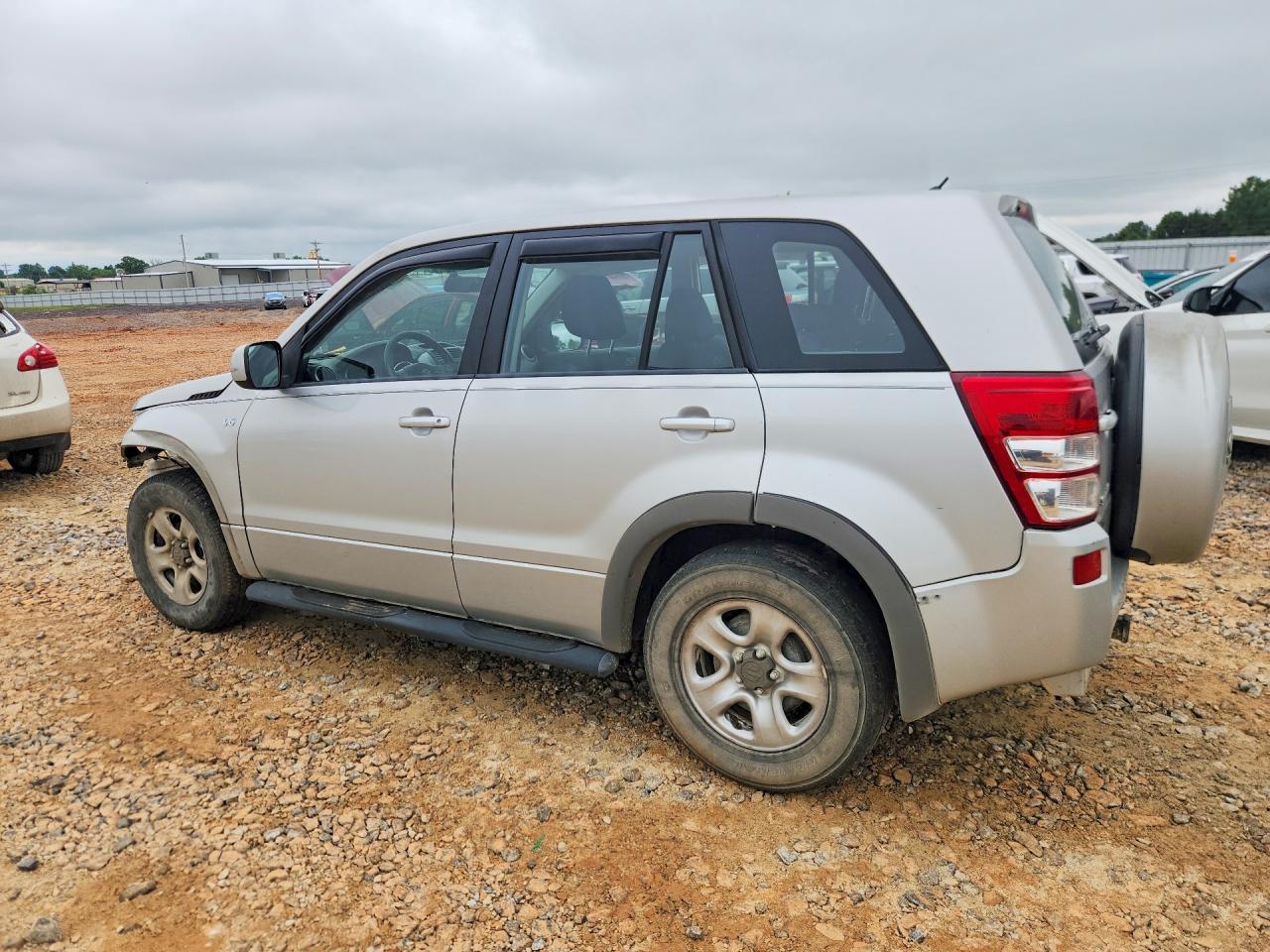 2008 Suzuki Grand Vitara Серебряный vin: JS3TD941984101861
