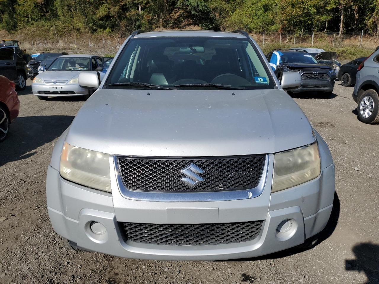 2006 Suzuki Grand Vitara Premium Silver vin: JS3TD943064100953
