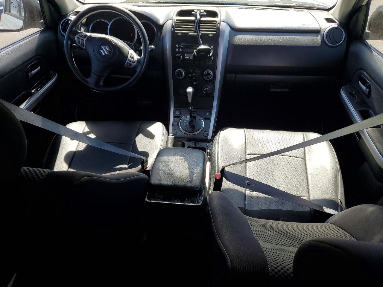 2006 Suzuki Grand Vitara Premium White vin: JS3TD943264101294