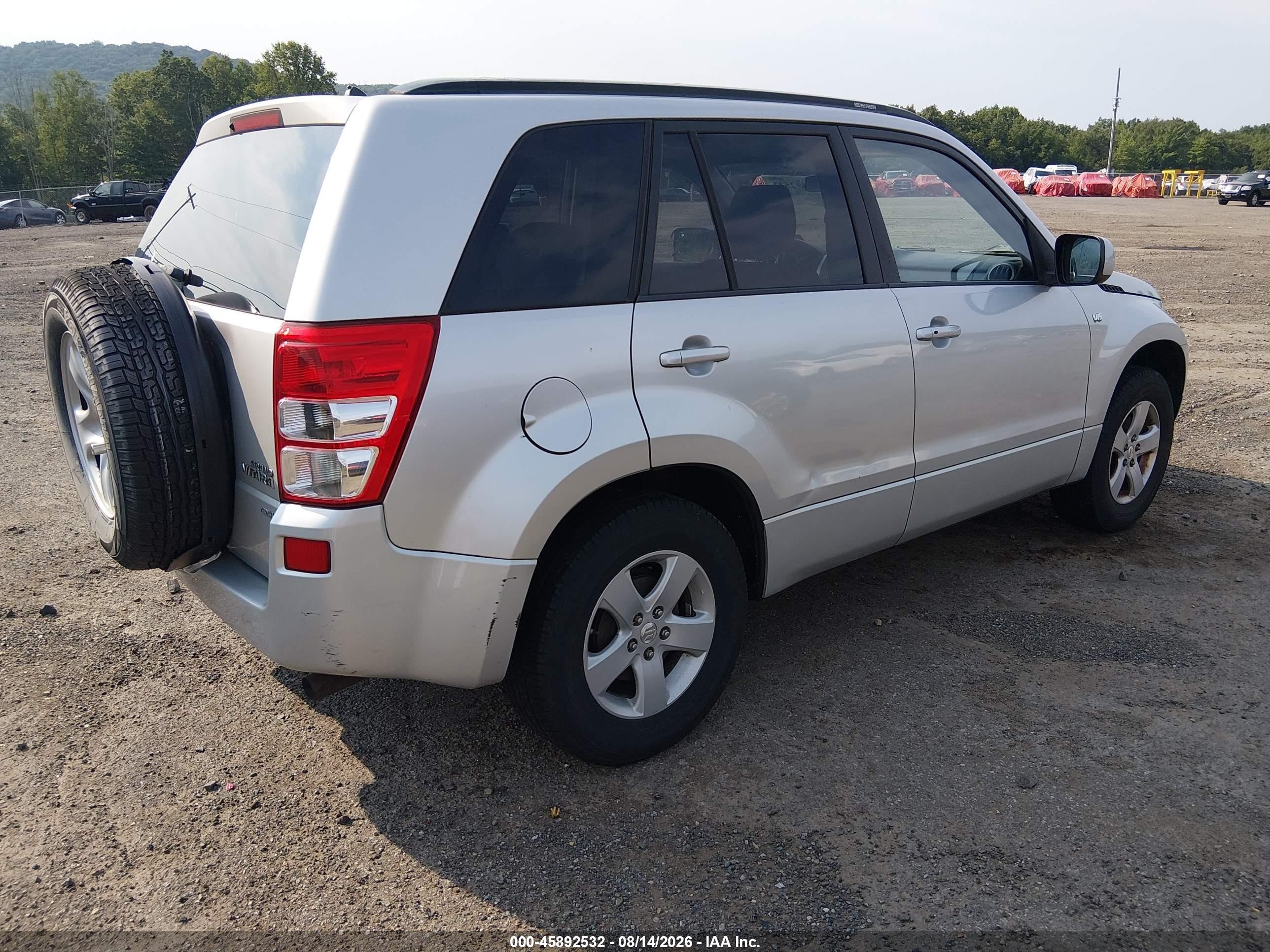 2007 Suzuki Grand Vitara Xsport Silver vin: JS3TD944074203672
