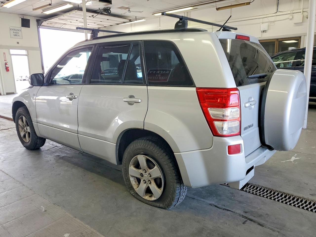 2006 Suzuki Grand Vitara Xsport Silver vin: JS3TD944164102185