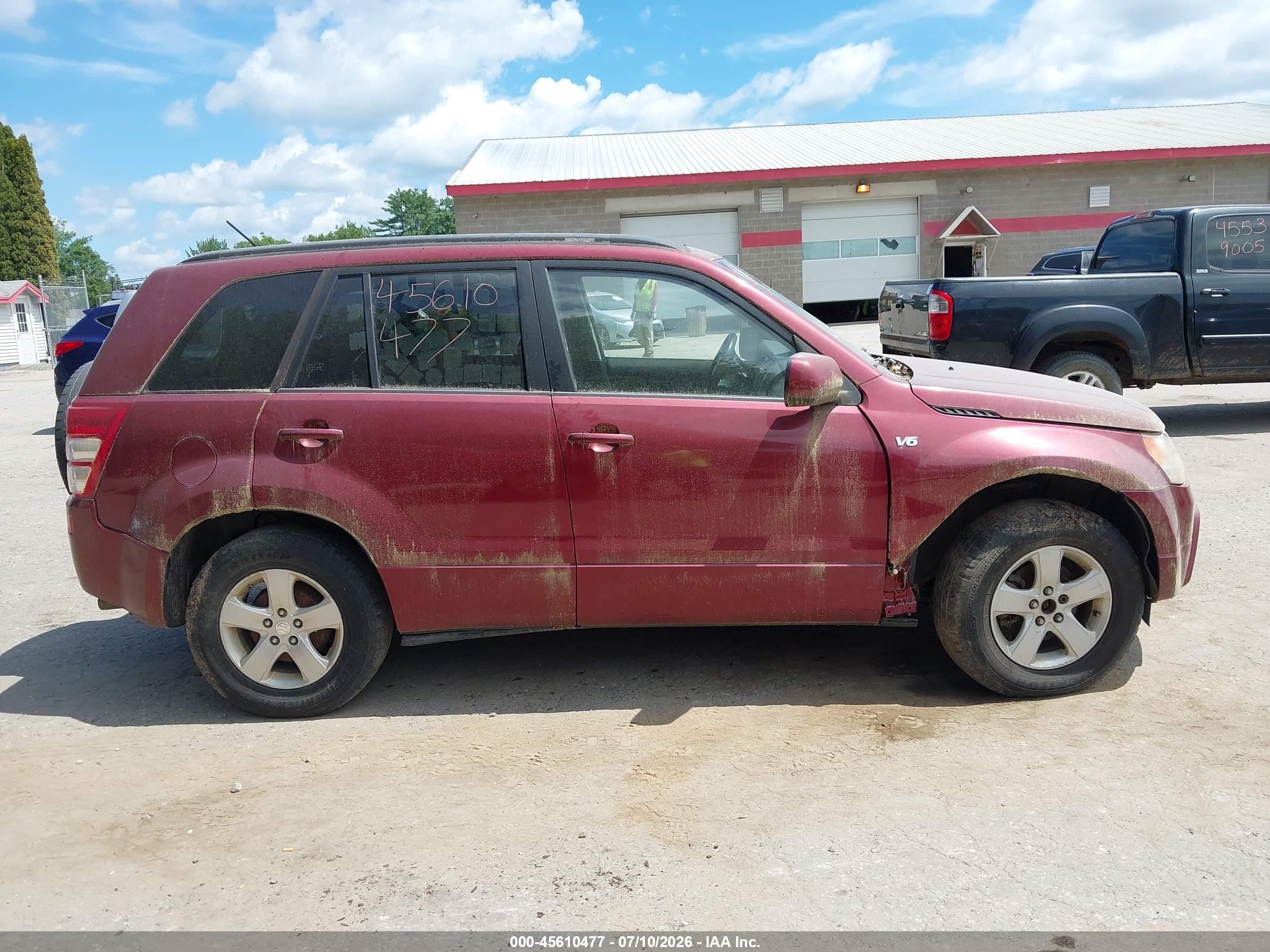 2008 Suzuki Grand Vitara Xsport W/snrf Maroon vin: JS3TD944384101185