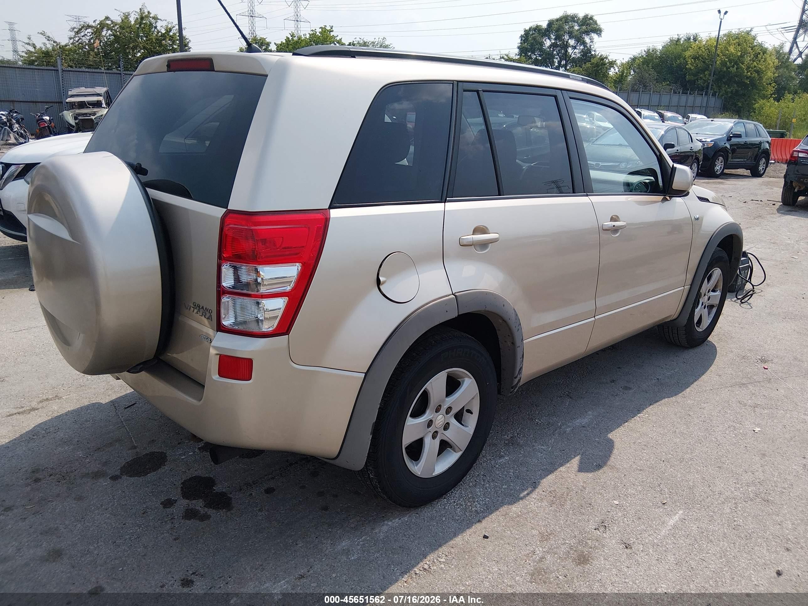 2006 Suzuki Grand Vitara Xsport Gold vin: JS3TD944564104392