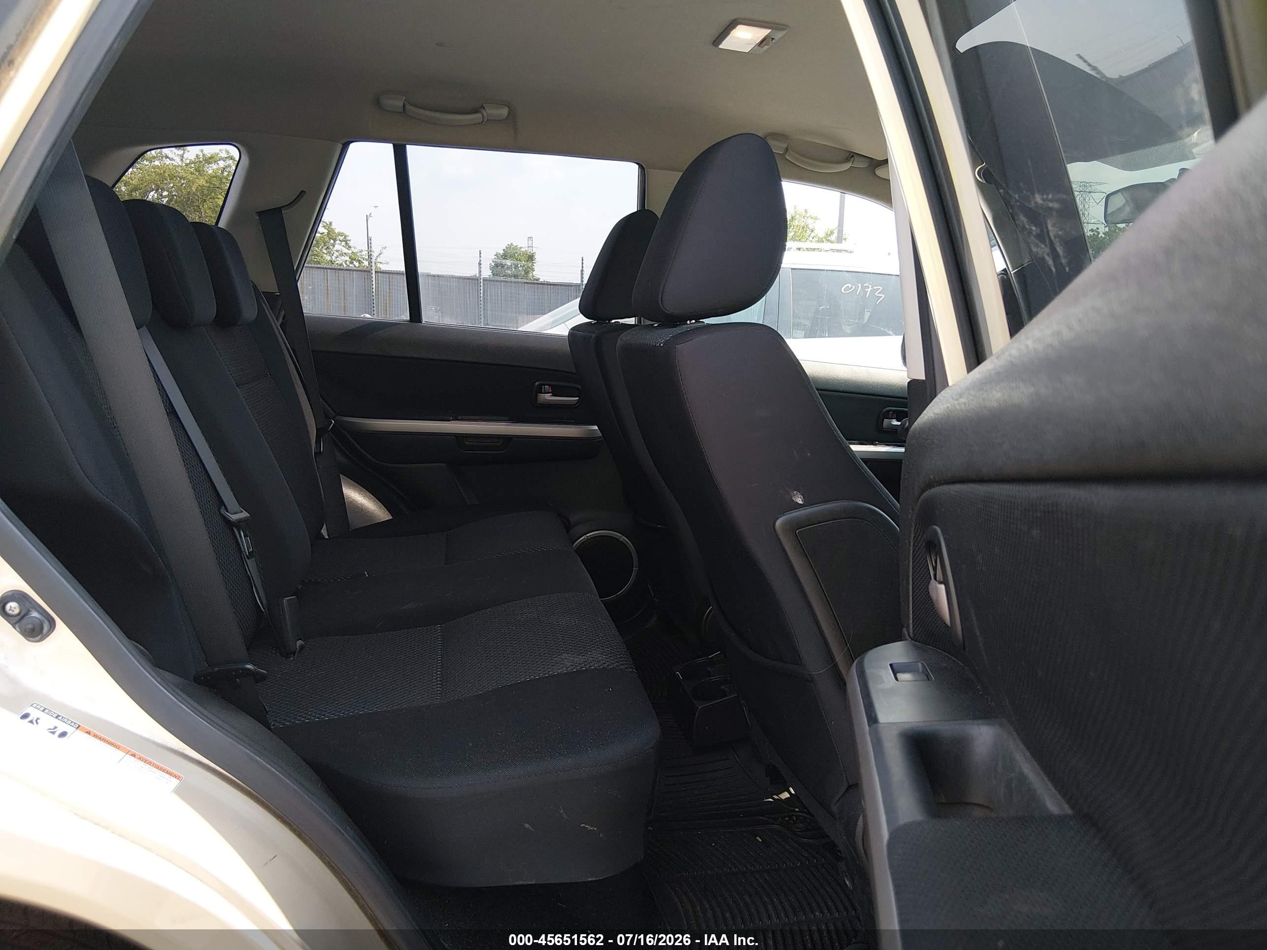 2006 Suzuki Grand Vitara Xsport Gold vin: JS3TD944564104392