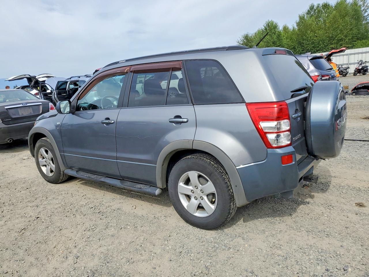 2006 Suzuki Grand Vitara Xsport Blue vin: JS3TD944864104368