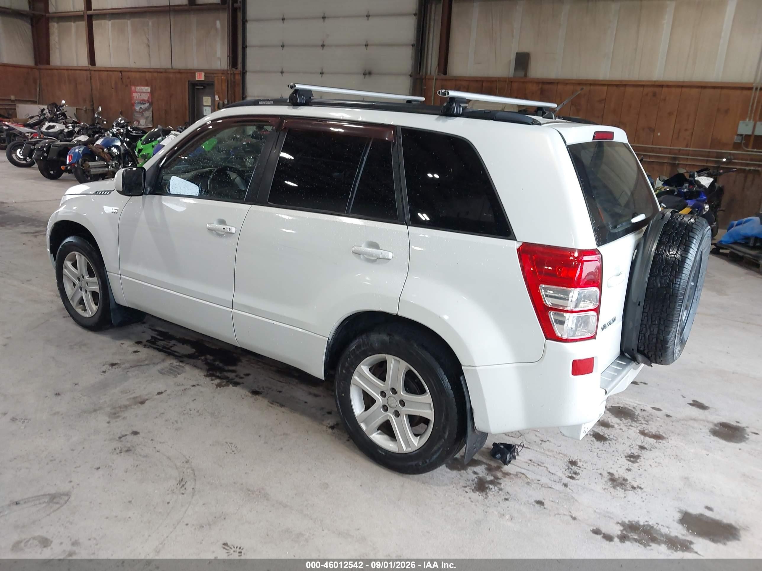 2006 Suzuki Grand Vitara Luxury White vin: JS3TD947564100725