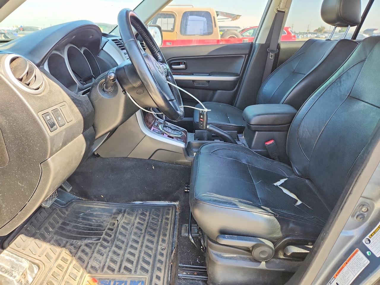 2006 Suzuki Grand Vitara Luxury Gray vin: JS3TD947964101683