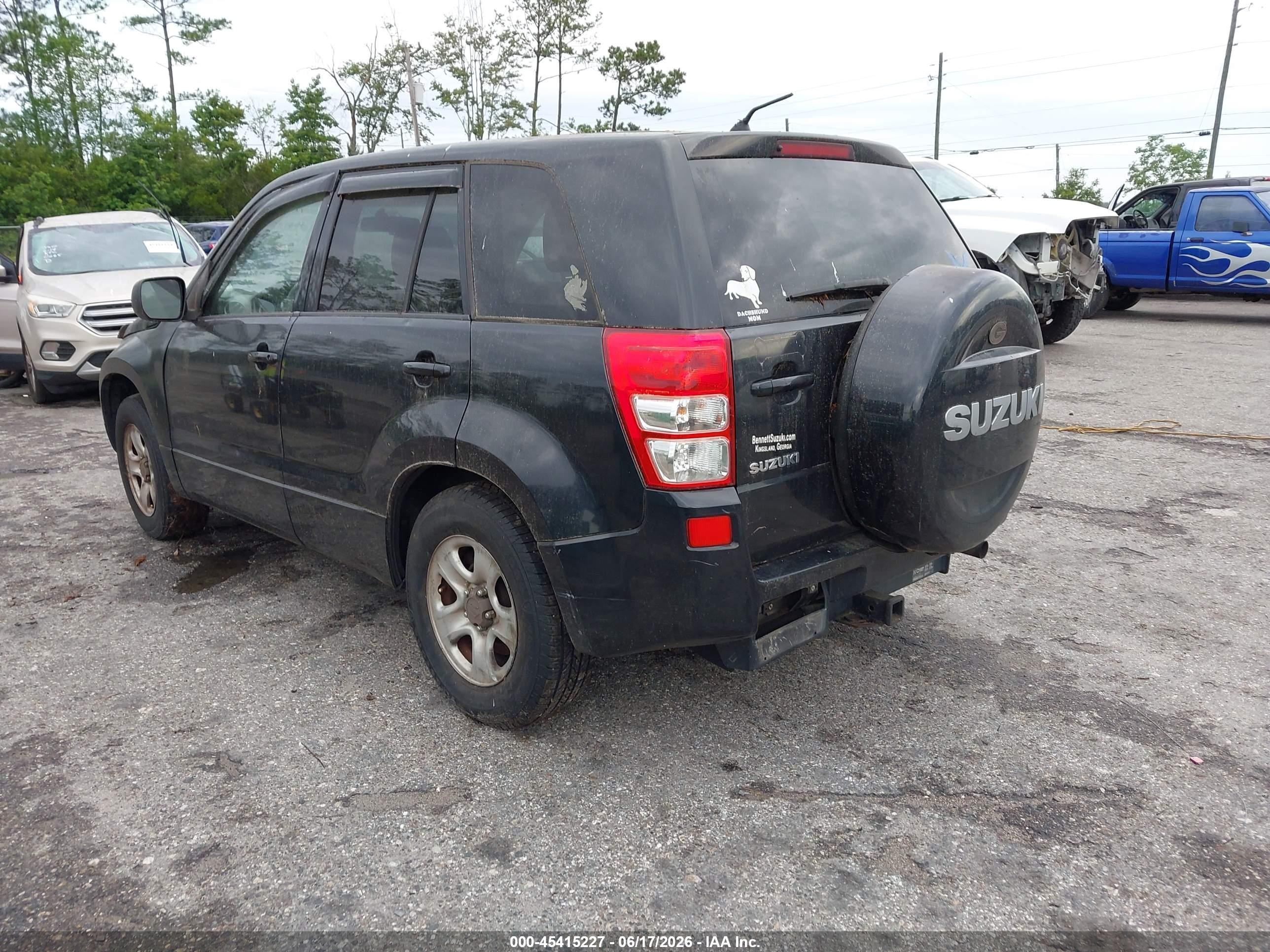 2009 Suzuki Grand Vitara Black vin: JS3TE042394100059