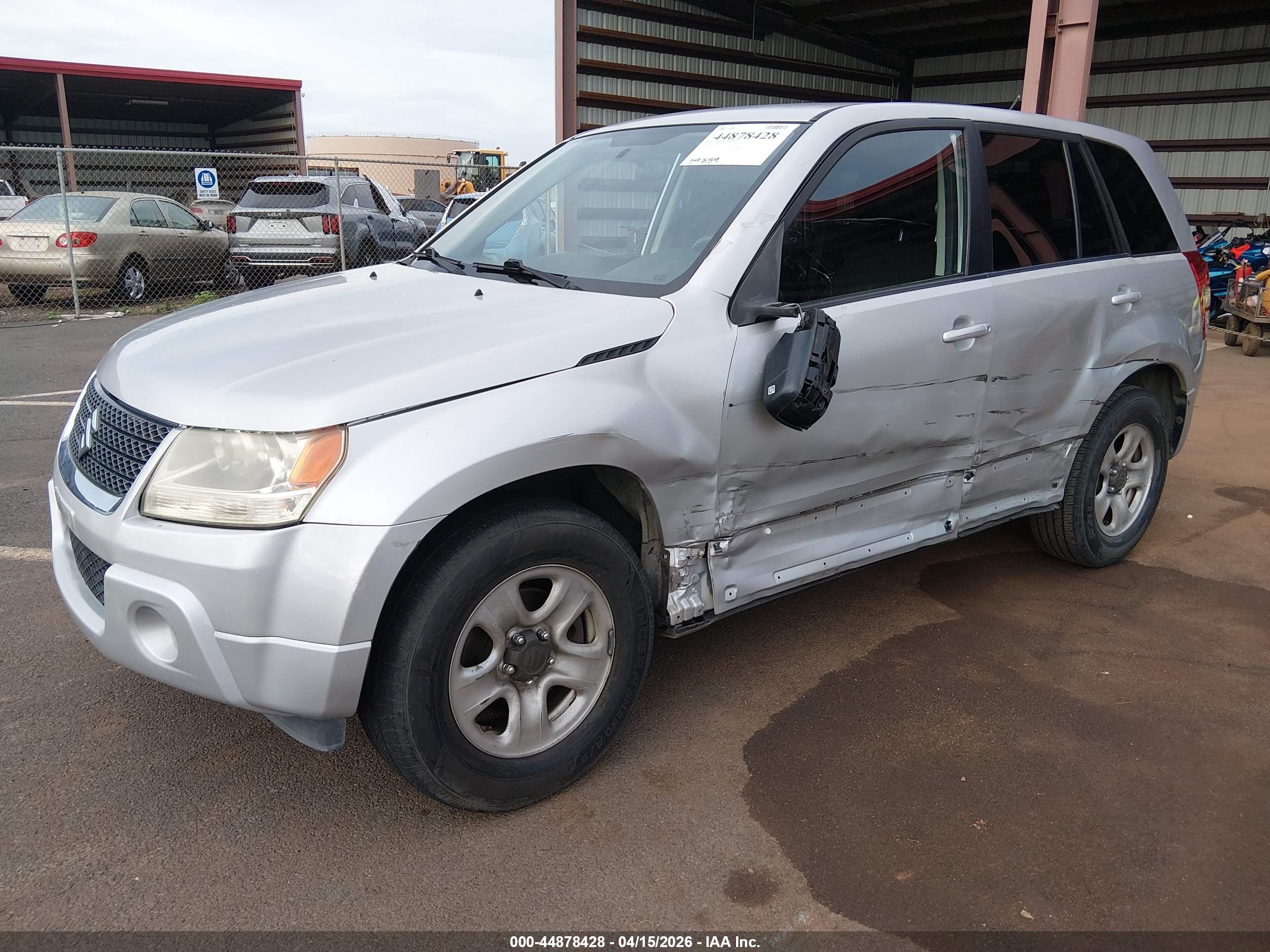 2012 Suzuki Grand Vitara Premium Silver vin: JS3TE0D20C4100303