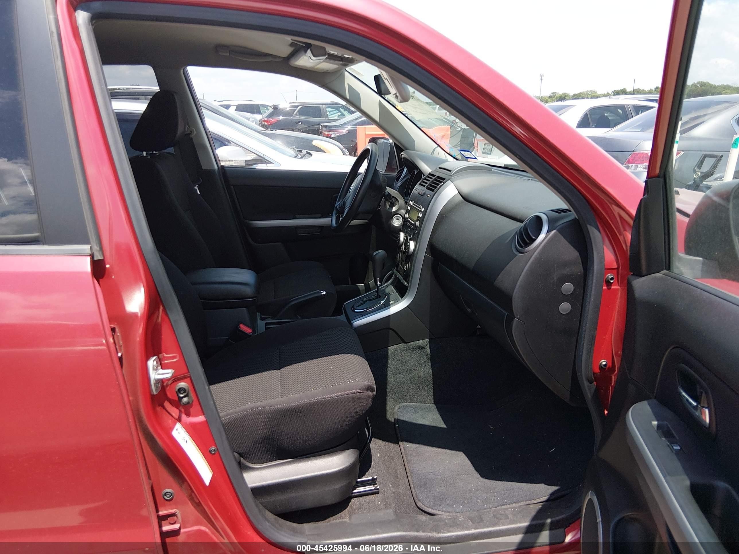 2010 Suzuki Grand Vitara Premium Red vin: JS3TE0D22A4100249