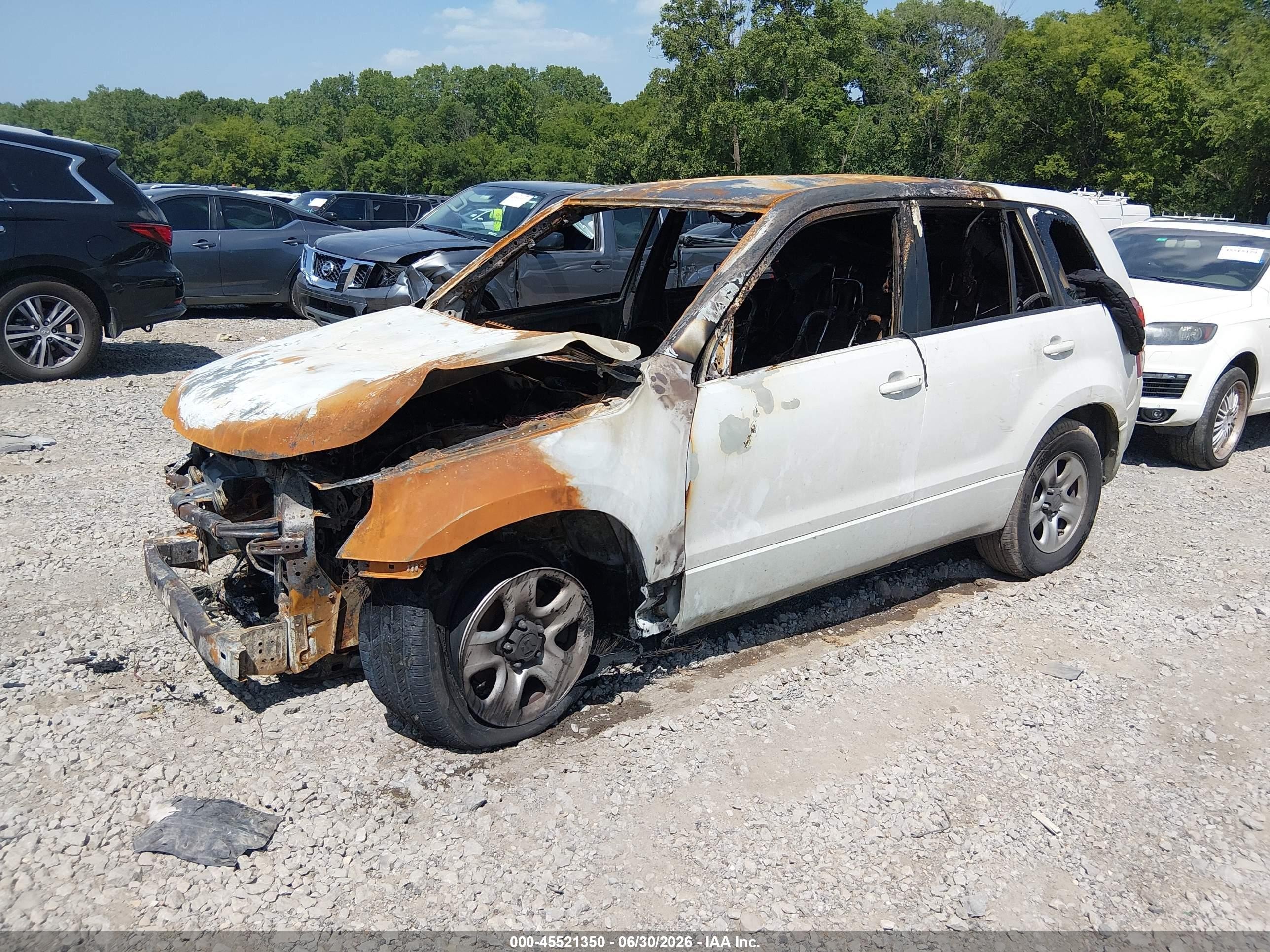 2010 Suzuki Grand Vitara Premium White vin: JS3TE0D23A4100311
