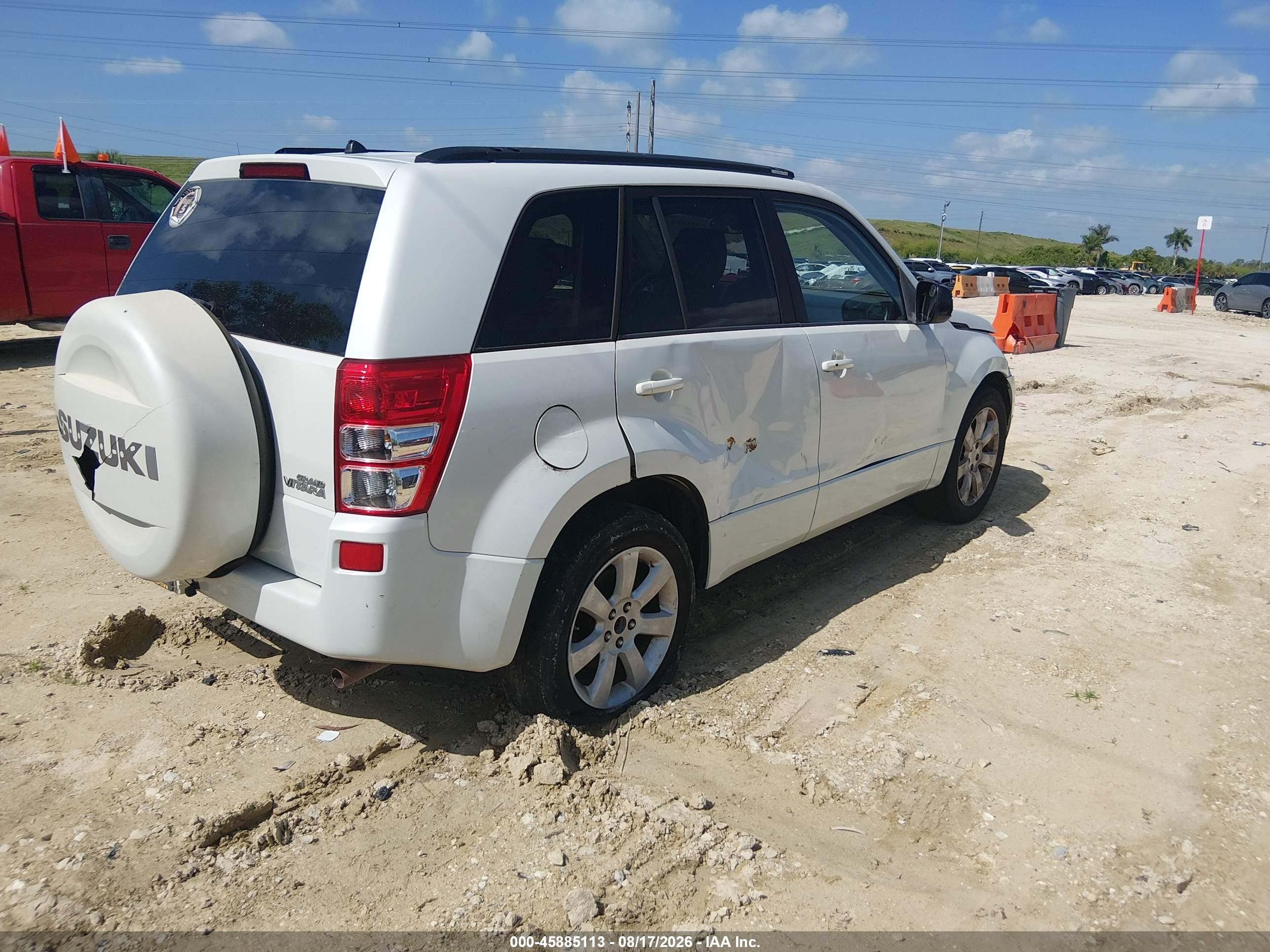 2011 Suzuki Grand Vitara Limited Белый vin: JS3TE0D74B4100251