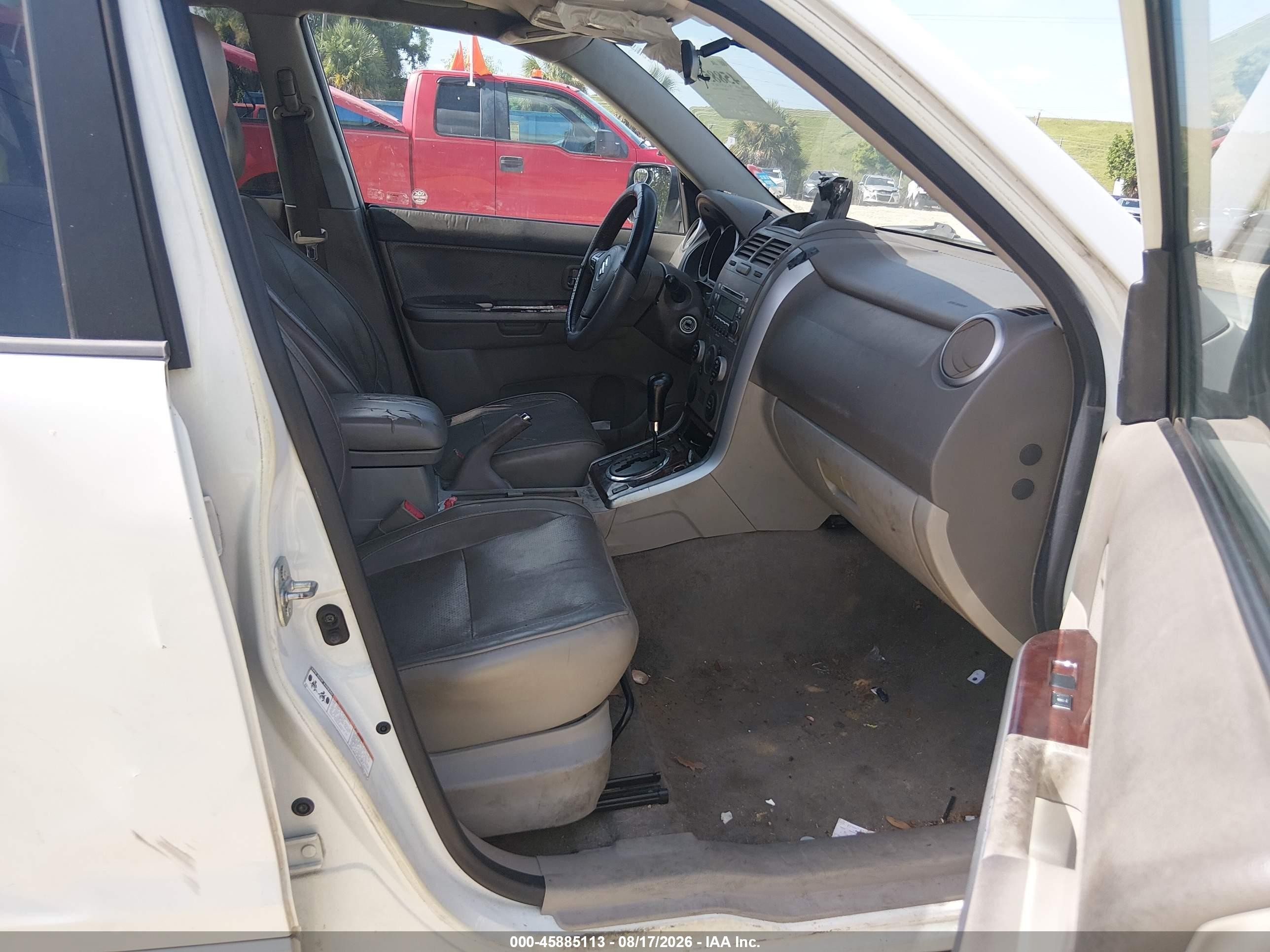 2011 Suzuki Grand Vitara Limited Белый vin: JS3TE0D74B4100251