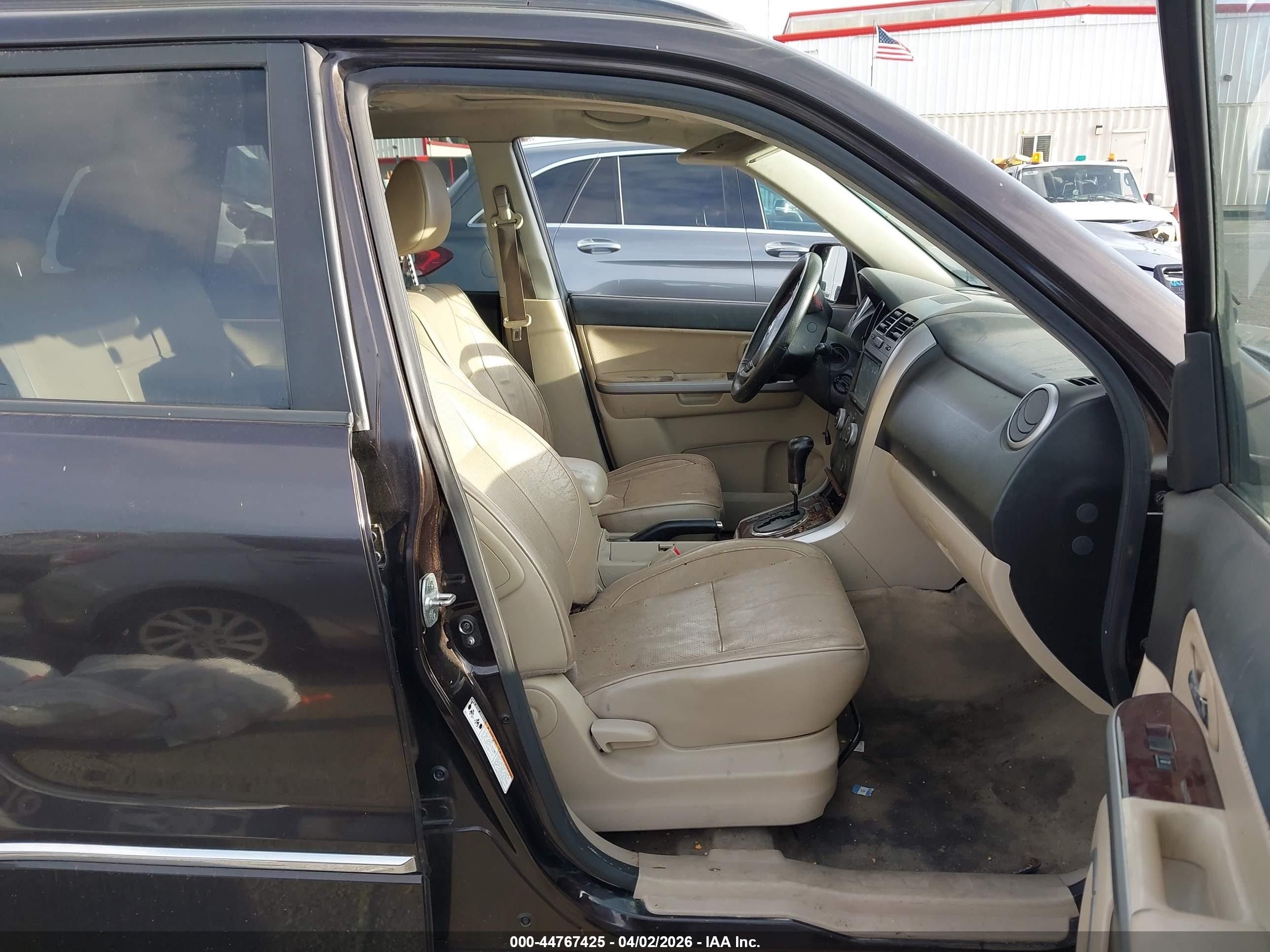2013 Suzuki Grand Vitara Limited Dark Brown vin: JS3TE0D79D4100023