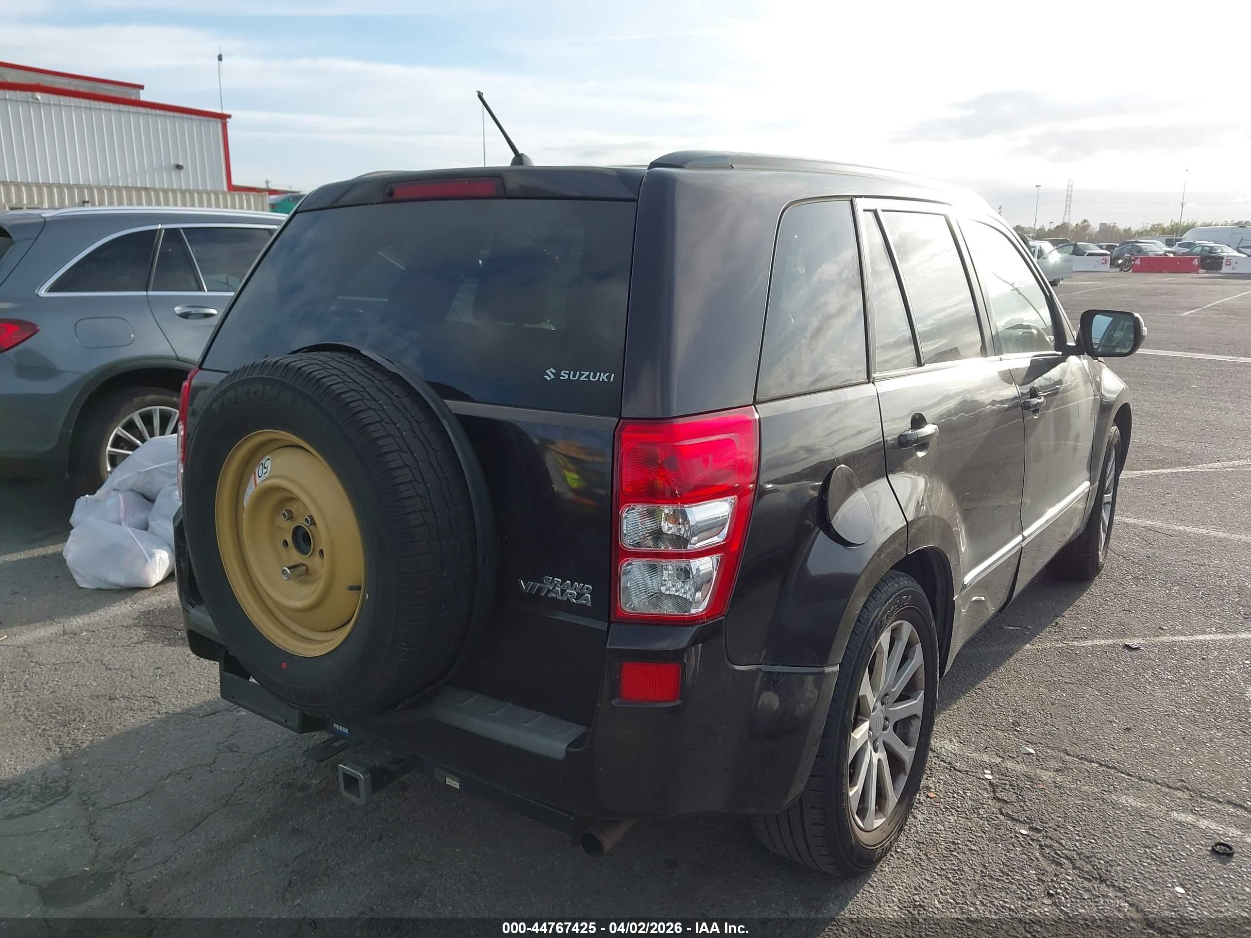 2013 Suzuki Grand Vitara Limited Dark Brown vin: JS3TE0D79D4100023