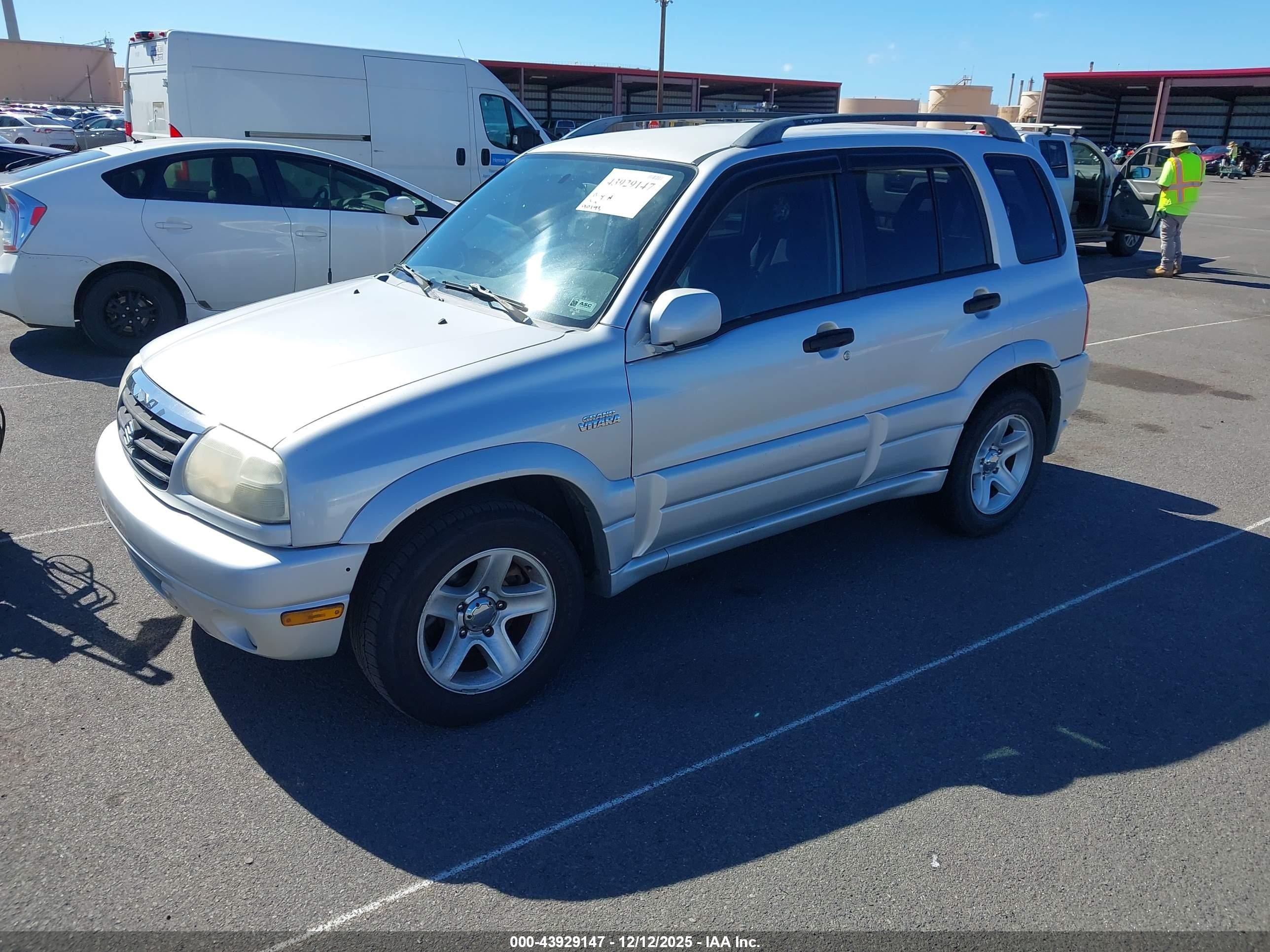 2002 Suzuki Grand Vitara Jls/limited Silver vin: JS3TE62V124152487