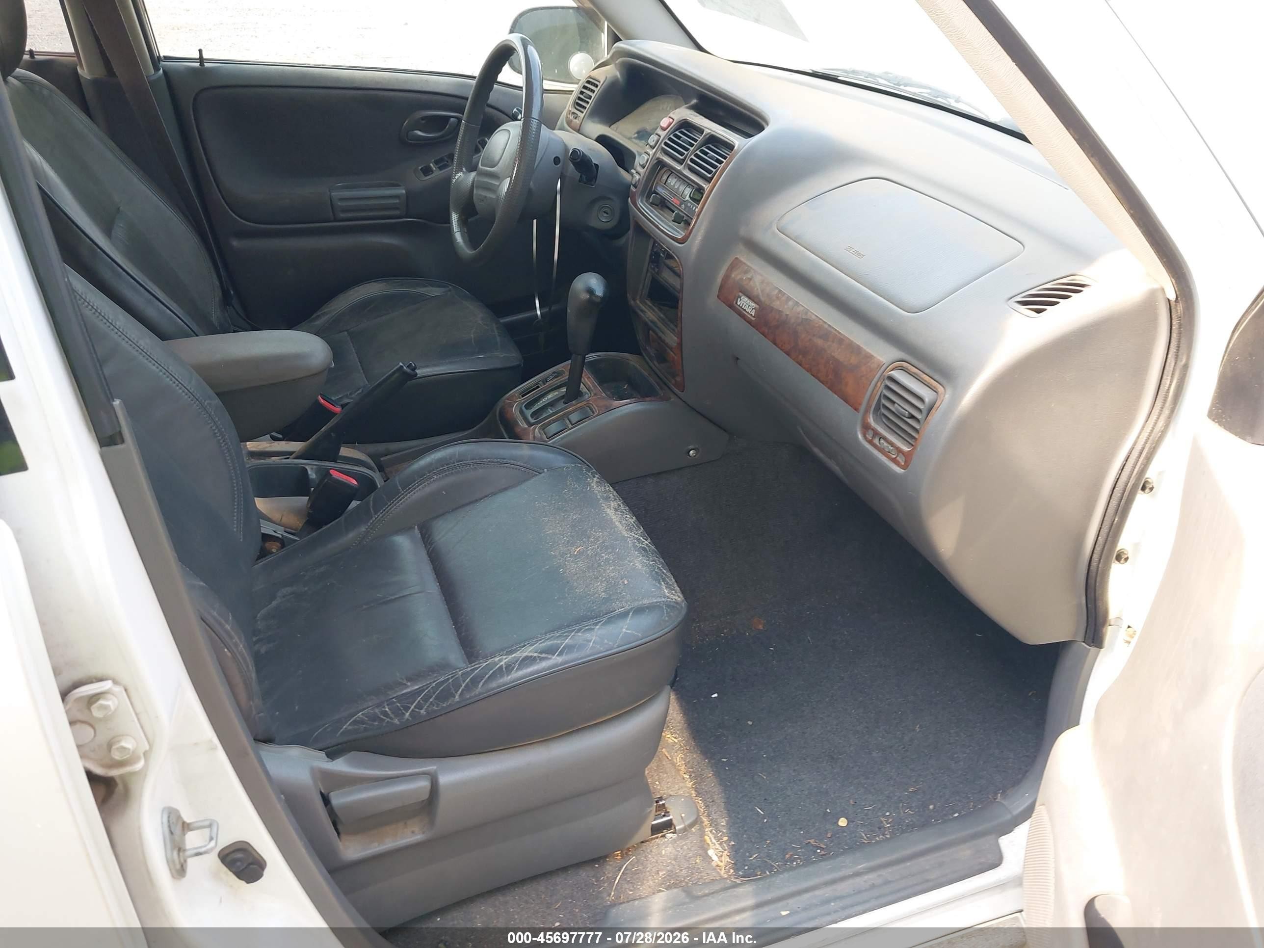 2000 Suzuki Grand Vitara Jls/jls+/limited White vin: JS3TE62V3Y4103672